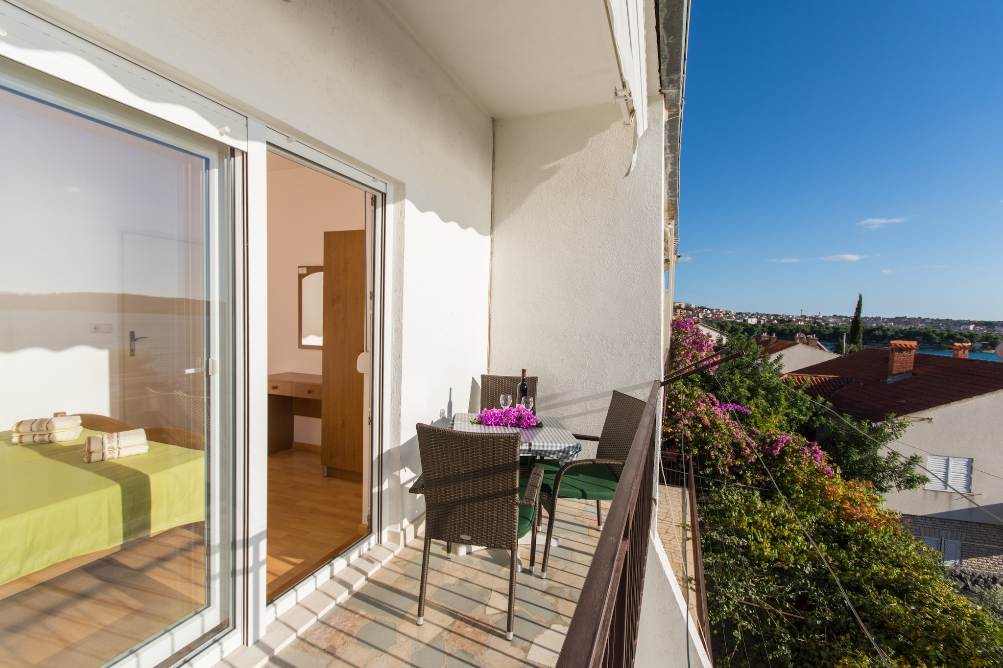 Apartments MasteliÄ‡ - One Bedroom Apartment with Balcony and Sea View br.2