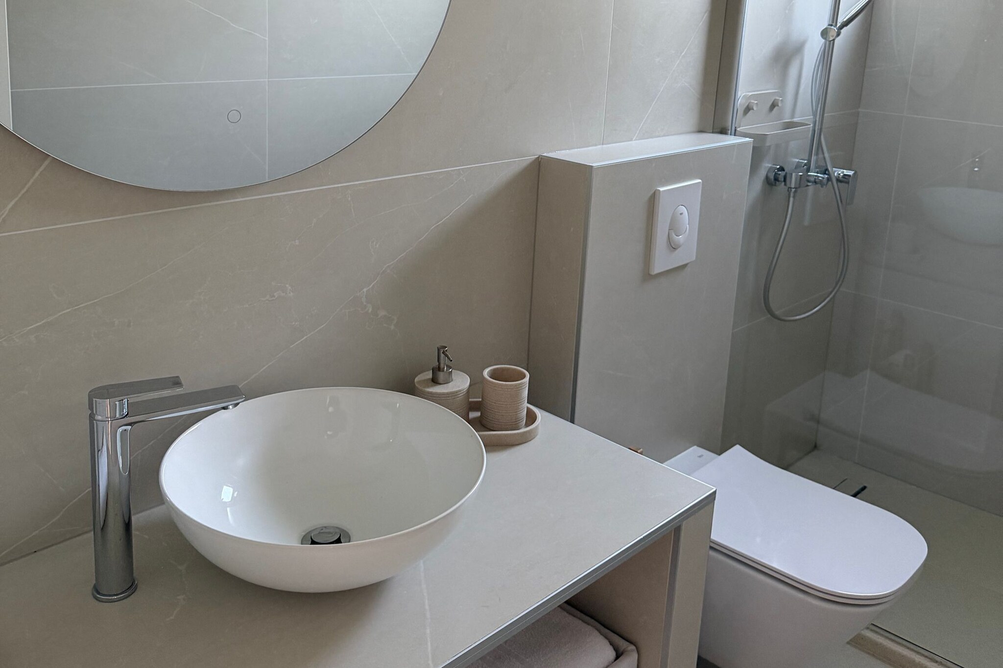 Guest House Kanjuo - Double Room with Terrace and Garden View - Badezimmer