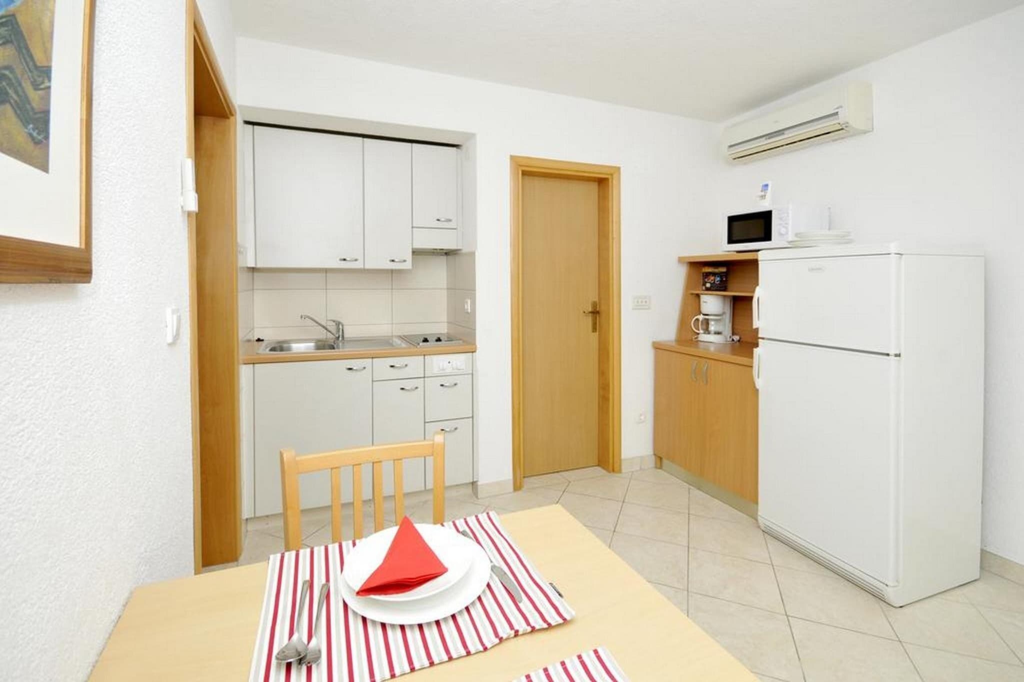 Apartments Villa Moonlight - One Bedroom Apartment with Sea View Balcony and Terrace (Sandra)-Keuken