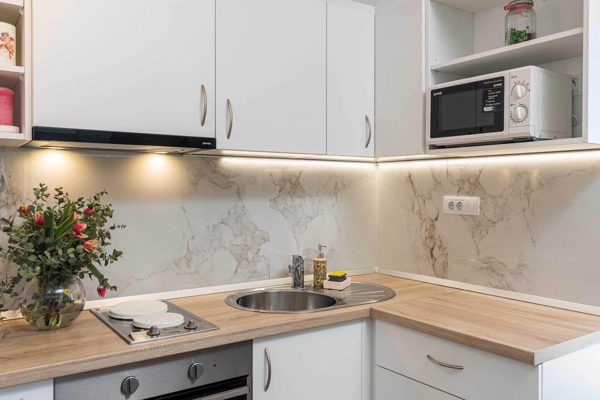 Apartment M&K - Two Bedroom Apartment with Balcony and Sea View-Keuken