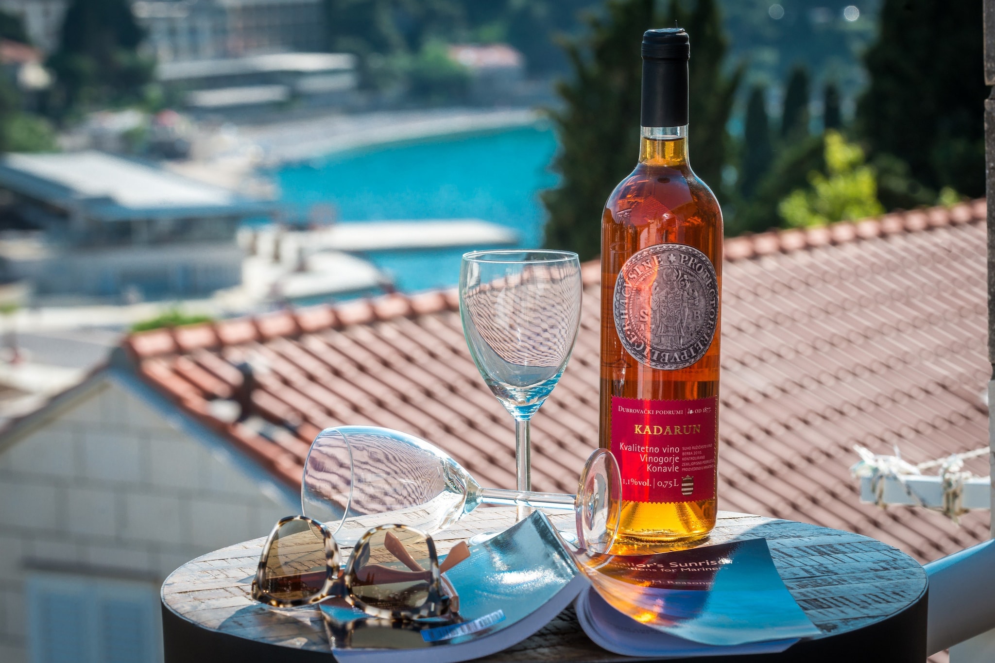 Apartment Marilyn, located in Lapad, is the best choice if you want to spend your vacations in peace and quiet environment, far from the city crowds, and also to have nearby all you need during your holidays.
Luggage storage before check ina and after check out is available, sot hat you can explore the area a bit more before departure.
Free parking is available on site.
This modern two bedroom apartment is a perfect fit for four persons.
It features free WiFi, air-conditioning and TV. Kitchen is well equipped and comes with combined dining and seating area. Private bathroom comes with shower and hair dryer. Lovely furnished terrace with a partial sea view is at guests disposal.
Baby cot is available upon request.
Many shops, restaurants, cafes, parks and a famous promenade are a 6-minutes walk away, as well as tennis courts, green market and a movie theater. There are also many beaches in the nearby area waiting for your discovery.
Apartment is 3.6 km away from Stradun and the Walls of Dubrovnik. Bus stop is 290 m away from the property.
Dubrovnik bus station and ferry port, connecting the mainland with various Dalmatian islands, are 9 minutes ride from the apartment, while Dubrovnik Airport is 22.4 km away.