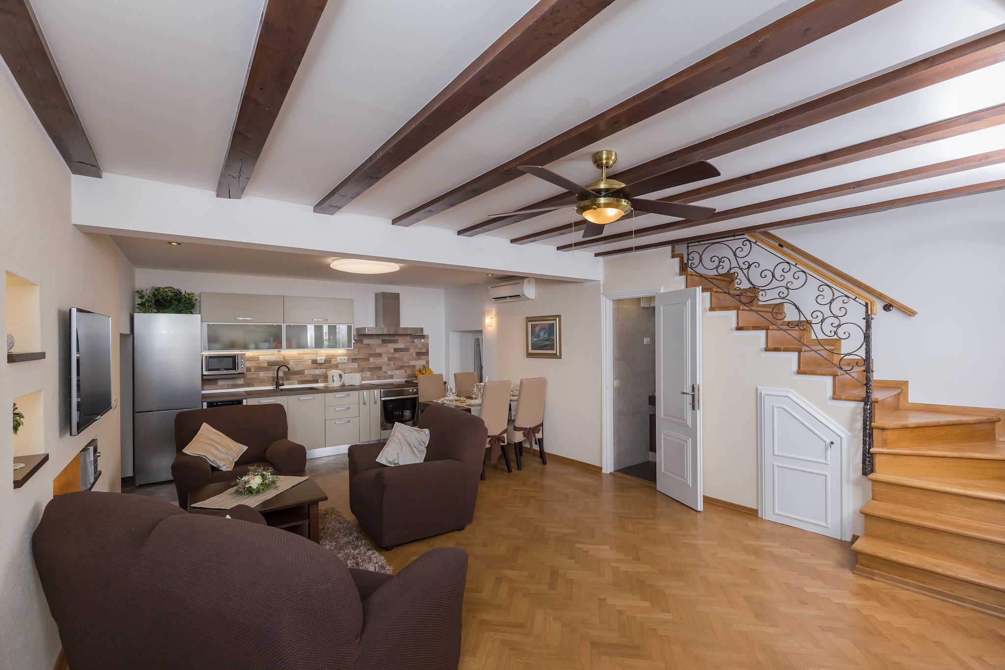 Apartment Maru Prestige - Comfort Duplex Two Bedroom Apartment