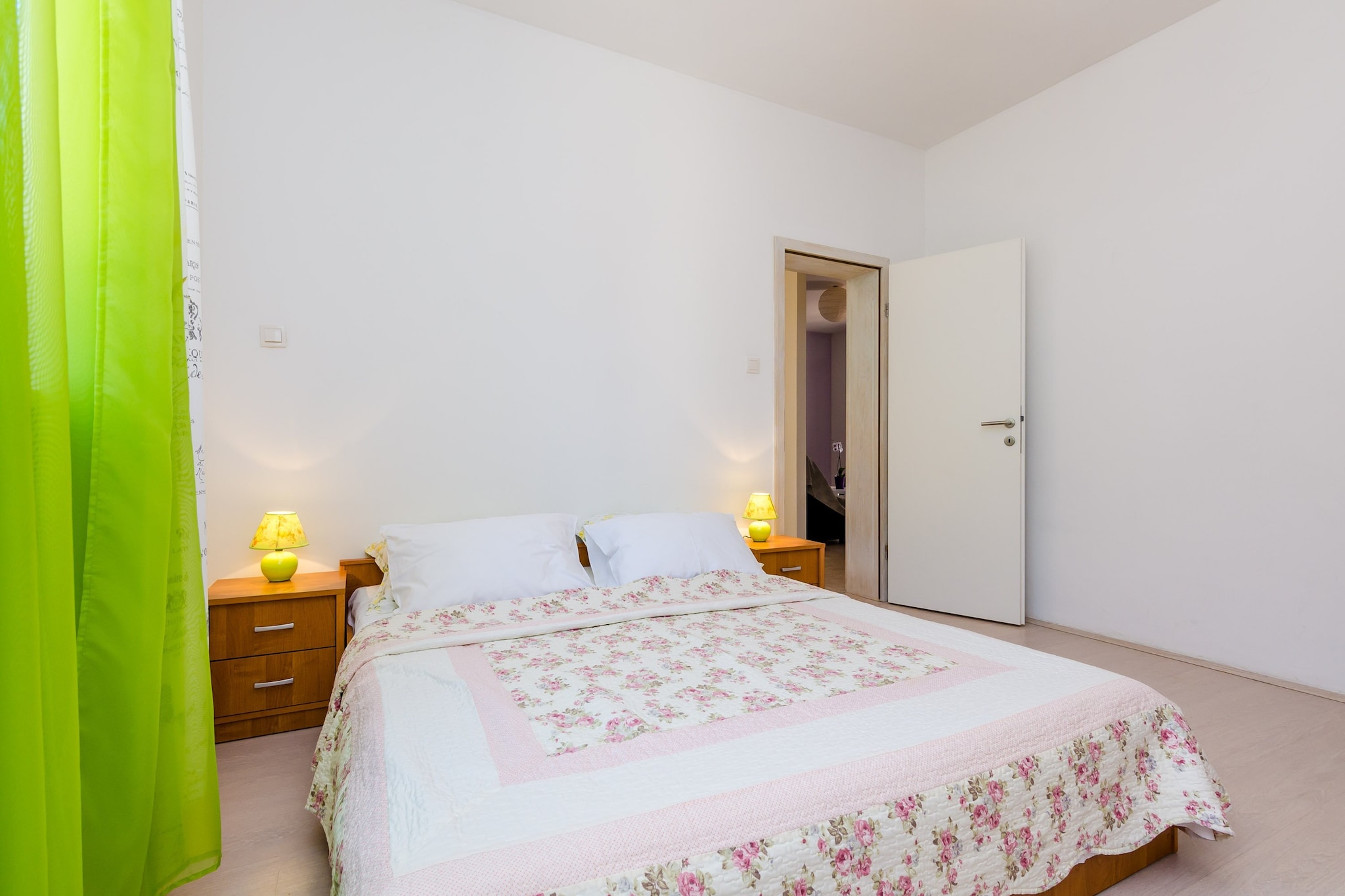 Apartments Kola's Mill - One Bedroom Apartment with Terrace and Sea View (A2)-Slaapkamer