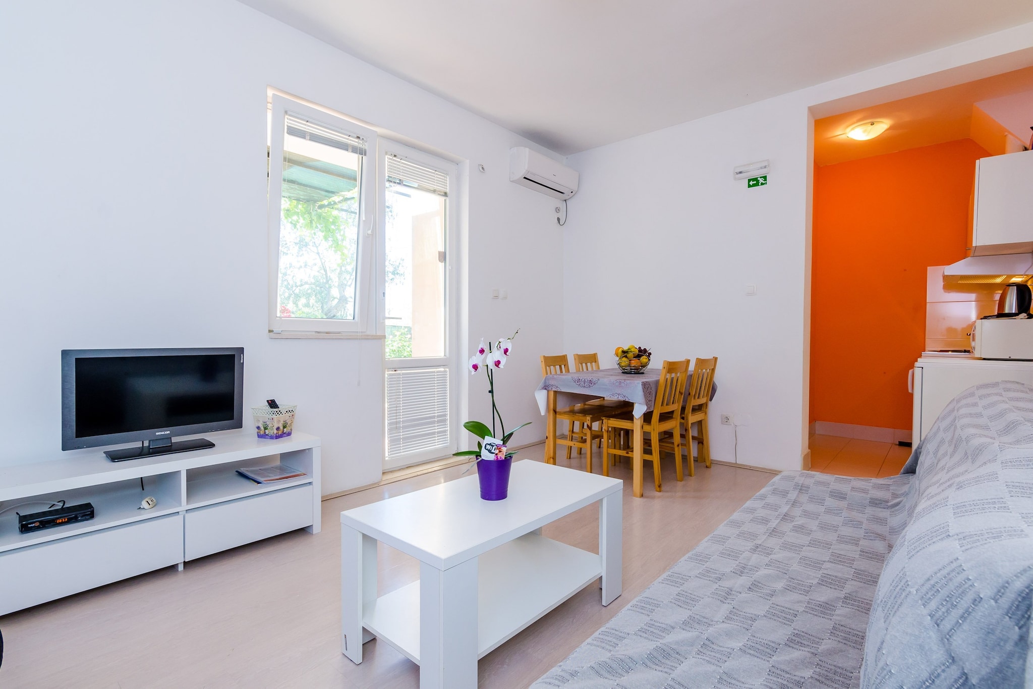 Apartments Kola's Mill - One Bedroom Apartment with Terrace and Sea View (A2)-Binnen