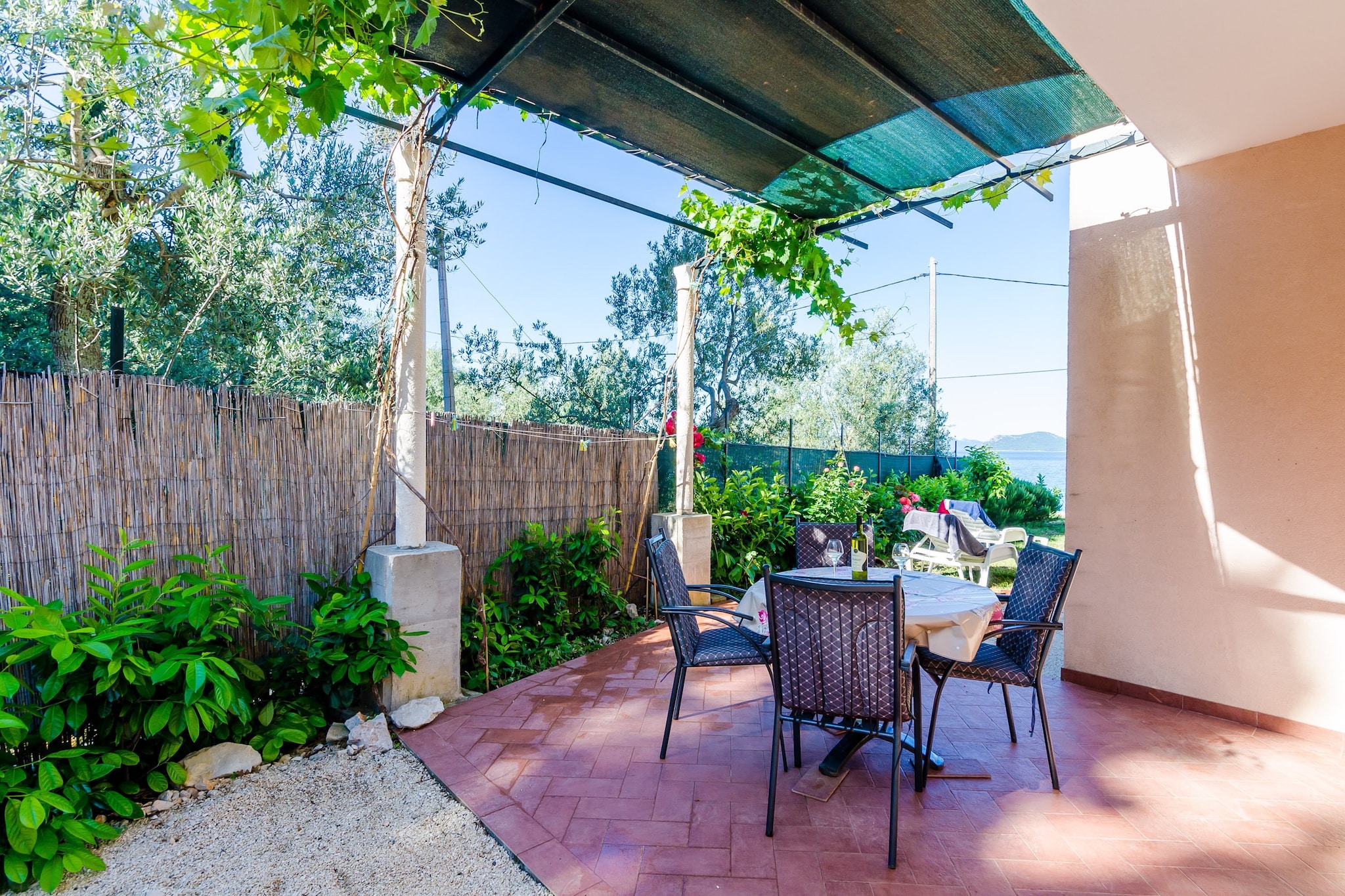 Apartments Kola's Mill - One Bedroom Apartment with Terrace and Sea View (A2)-Buitenlucht