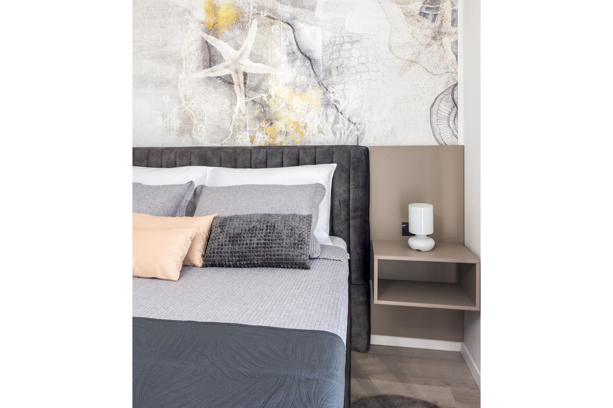 Villa Panorama Dubrovnik (S2) - Comfort Double Room with Balcony and Sea View-Slaapkamer