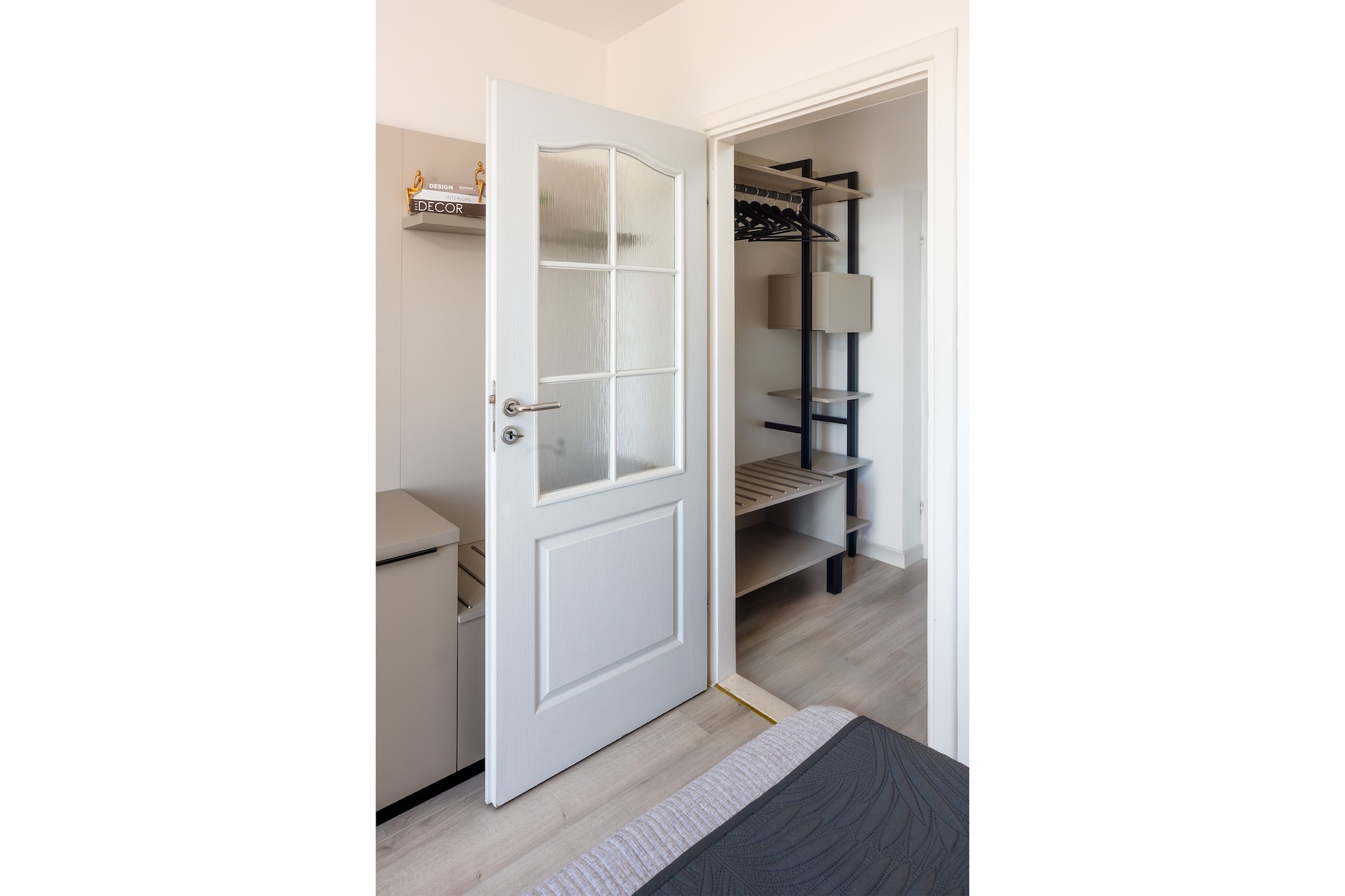 Villa Panorama Dubrovnik (S2) - Comfort Double Room with Balcony and Sea View-Slaapkamer