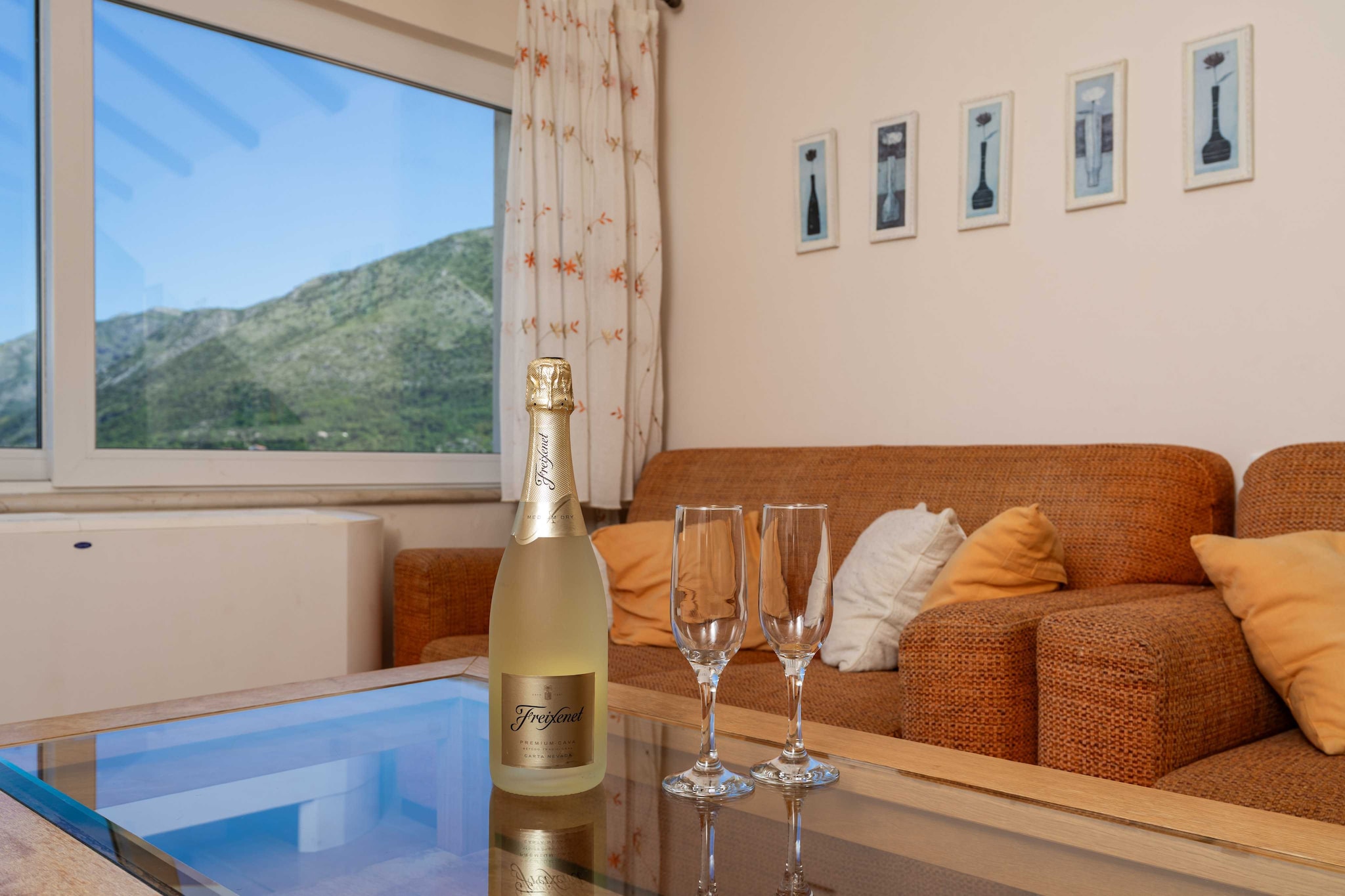 Villa Alegria Cavtat - Comfort Two Bedroom Apartment with Sea View (Apartment C)-Woonkamer