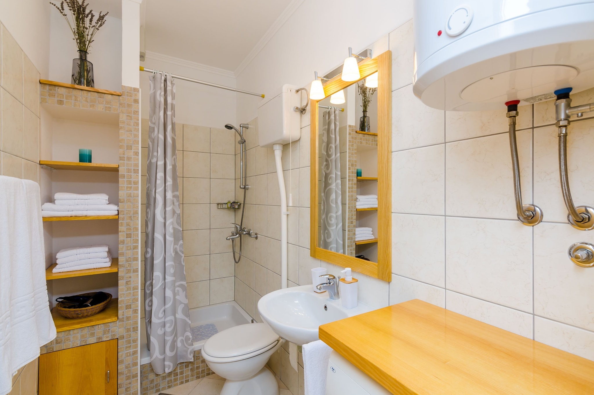 Apartments Sara (Molunat) - One Bedroom Apartment with Terrace and Sea View-Salle de bain