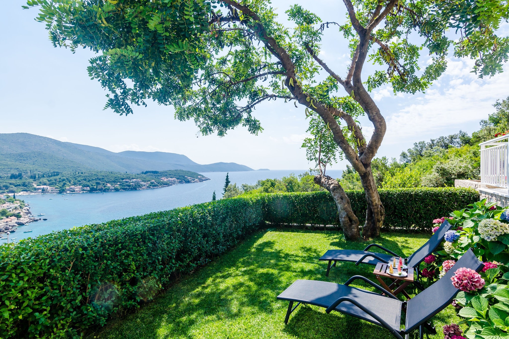 Apartments Sara (Molunat) - One Bedroom Apartment with Terrace and Sea View-Terrasse