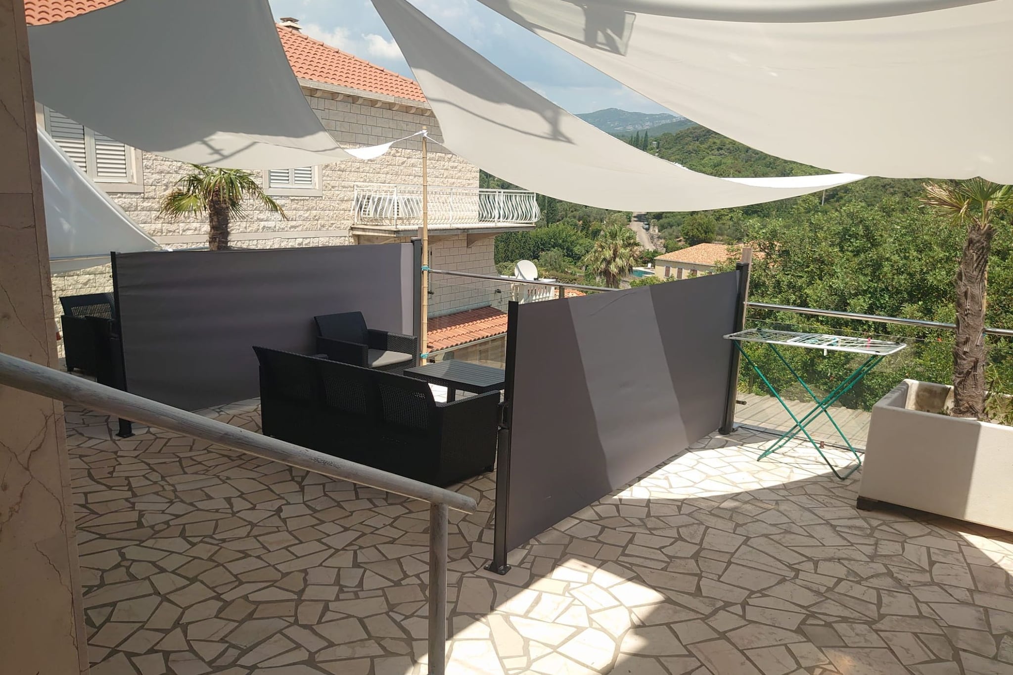 Villa Peragić - Triple Room with Balcony and Private External Bathroom-Uitzicht