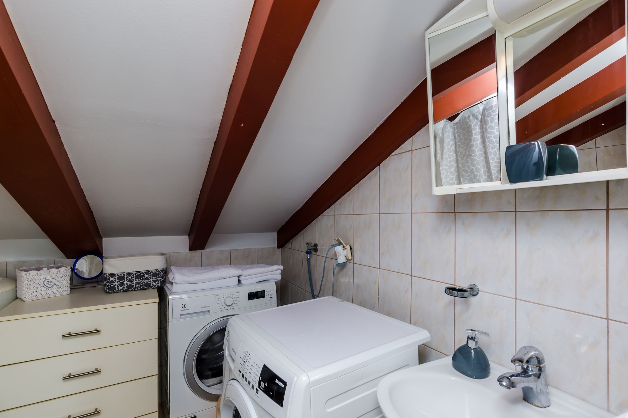 Apartment Lukas Dubrovnik - One Bedroom Apartment with Terrace and Sea View-Badkamer