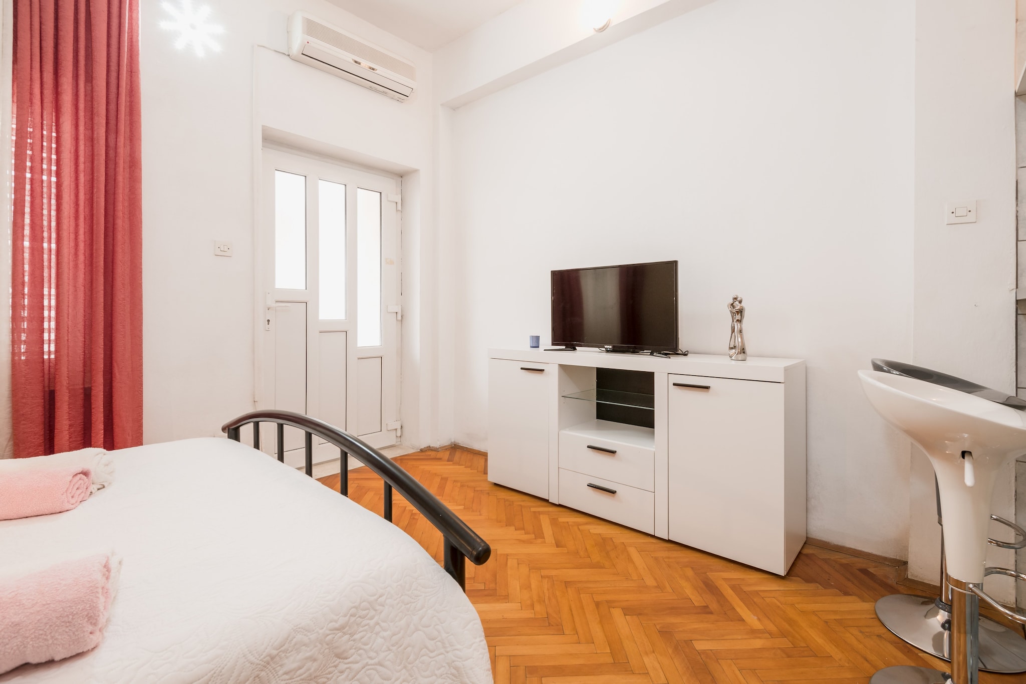 Apartment Primorka - Studio Apartment with Terrace-Binnen
