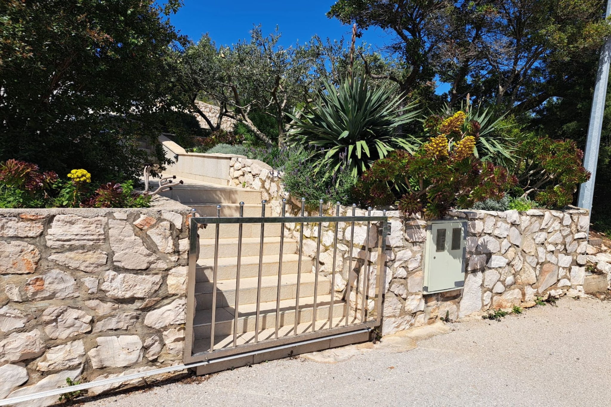Villa Lavanda Korčula - Five Bedroom Villa with Pool and Sea View-Escaliers