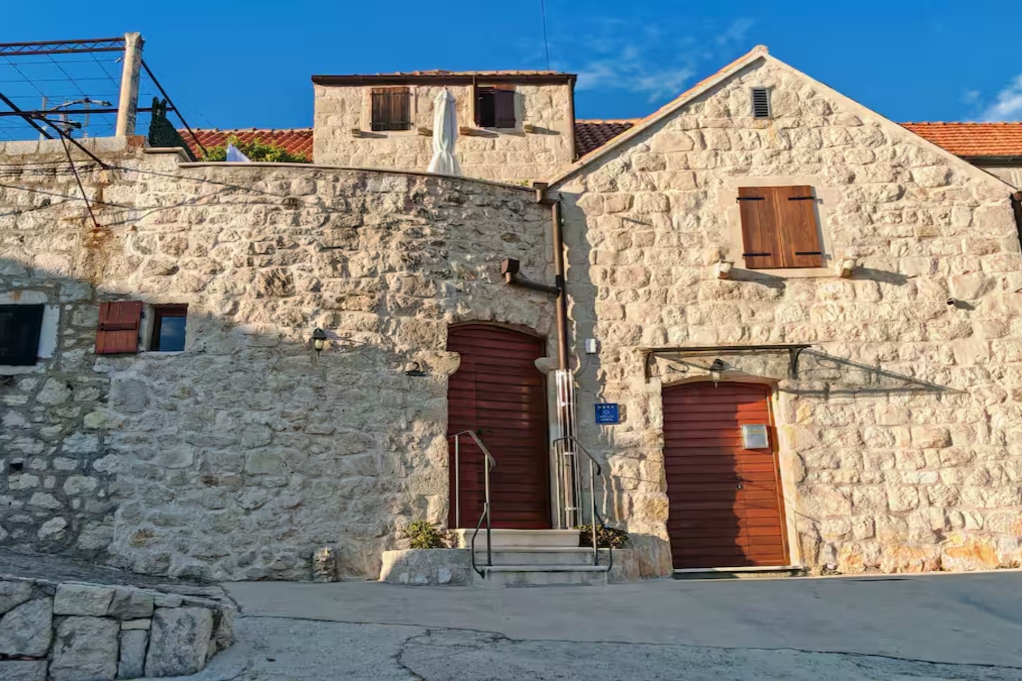 Villa Dalmata - Two-Bedroom House with Terrace and Sea View - Extérieur