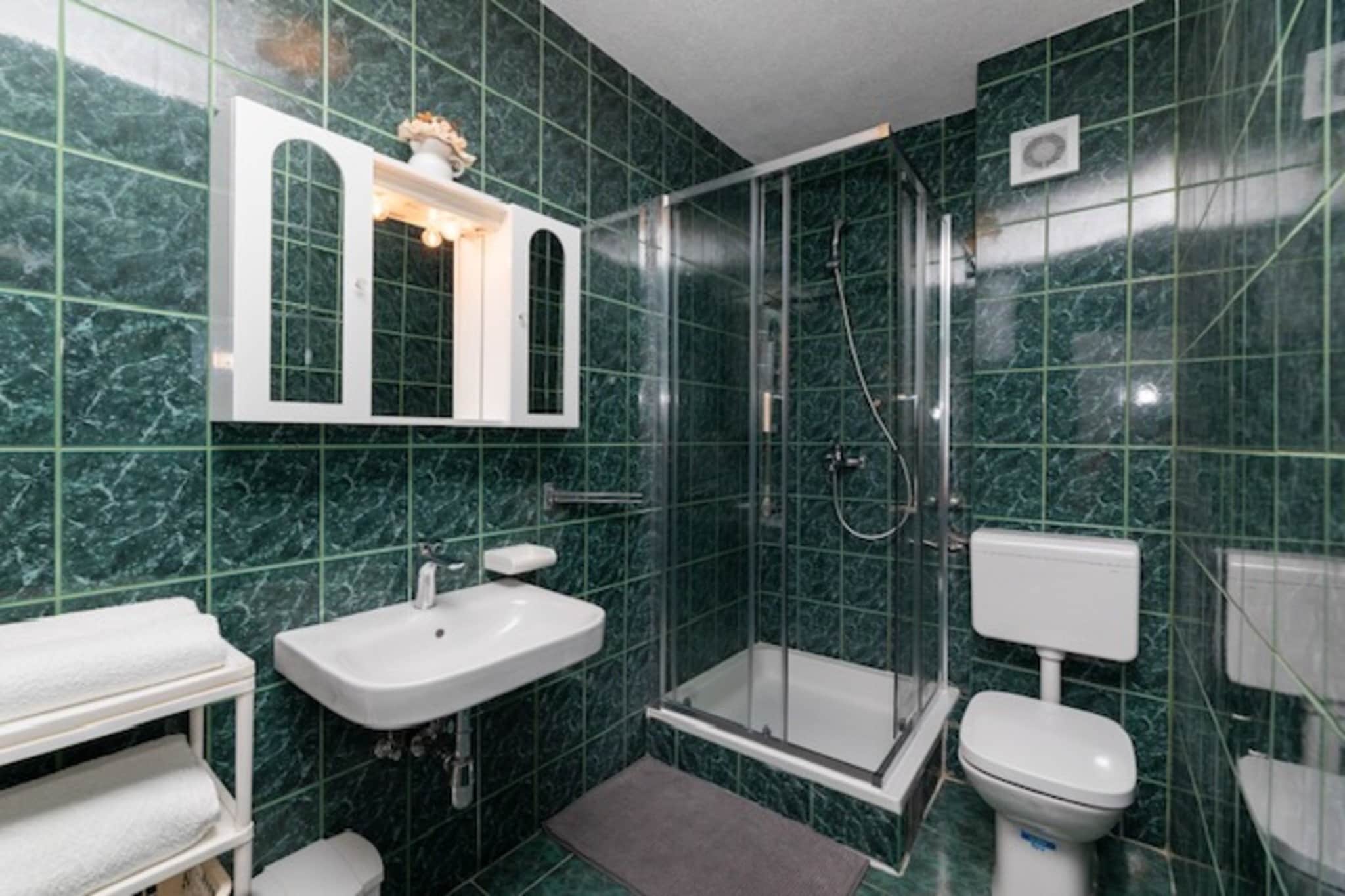 Villa Supetar Garden - Two Bedroom Apartment with Terrace-Badkamer