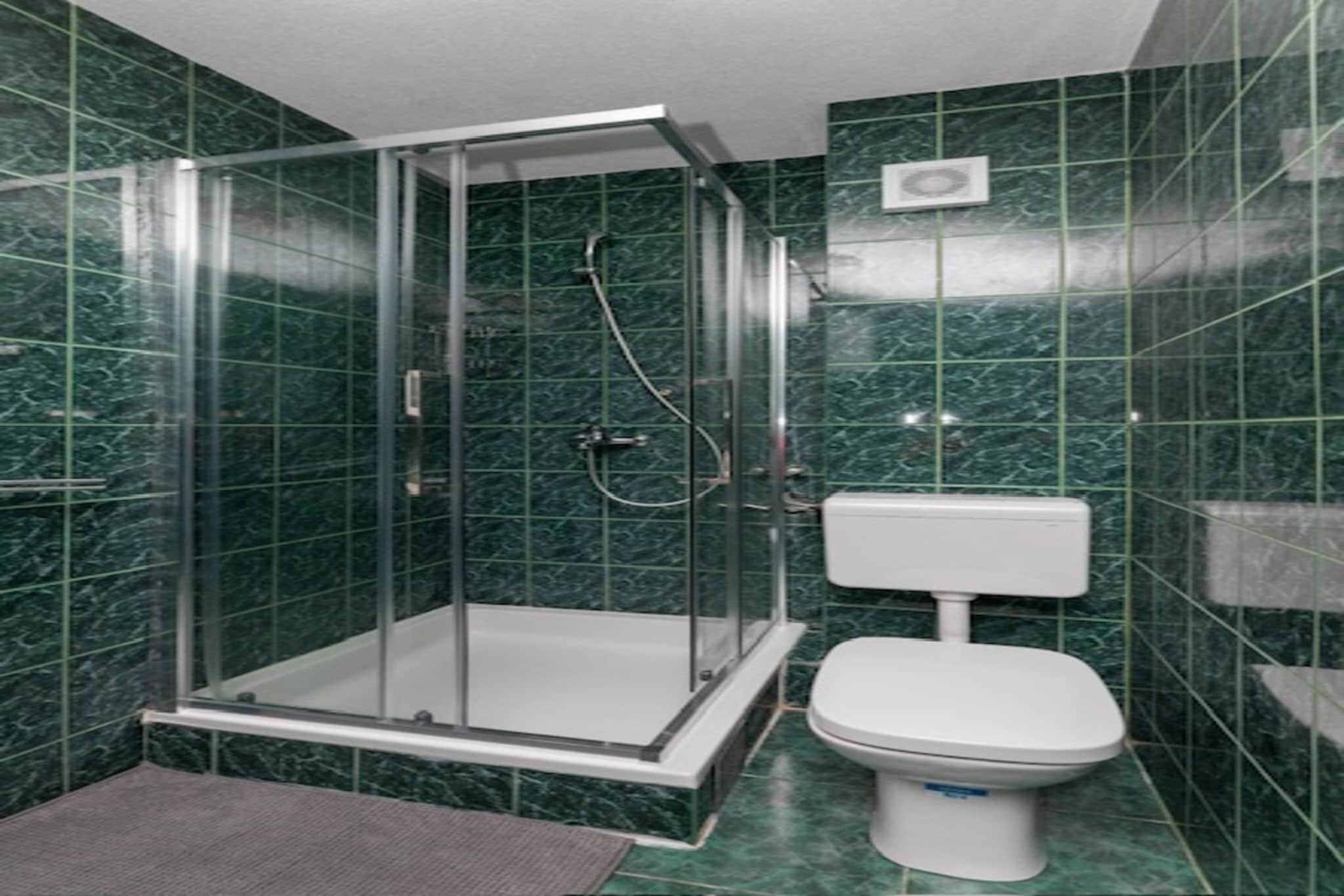 Villa Supetar Garden - Two Bedroom Apartment with Terrace-Badkamer