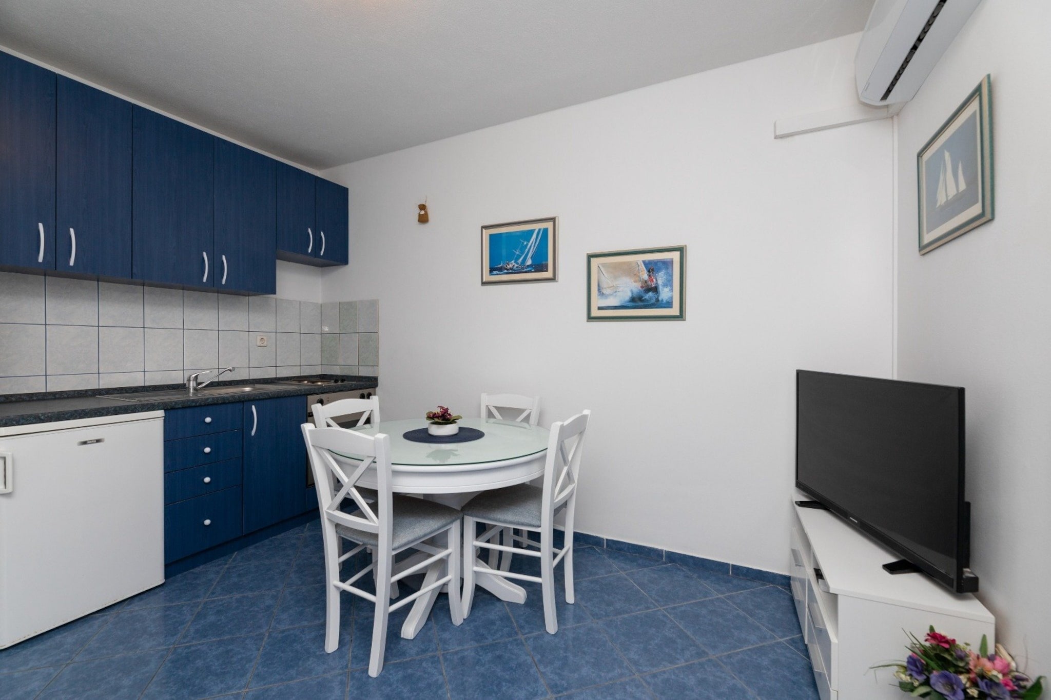 Villa Supetar Garden - Two Bedroom Apartment with Balcony-Keuken