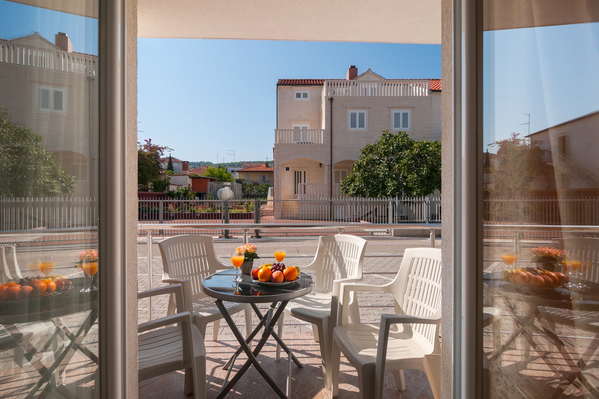 Apartments Island Beat are situated in the city of Supetar, on the northern side of the Dalmatian island of BraÄ. BraÄ is island of culture and adventure, located in the Adriatic Sea, and is the closest one to Split. The property offers six accommodation units. 
Luggage storage is possible prior check in and after check out, so you can explore the city a little more before your departure.
Private parking is provided, reservation is not required.

This bright two bedroom apartment can comfortably accommodate up to 4 guests.
It features free Wi-Fi, air-conditioning, and flat-screen cable TV, as well as well equipped kitchen with combined dining and seating area. Private bathrooms comes with walk in shower and free toiletries.
The apartment will also provide guests with furnished balcony with sea view.

Due to property's excellent position, guests can find everything they need for everyday life during their vacation in smaller range. Tourist info, bank, beach, so as ferry are 800 m away from property, bus stop and post office are 500 m from property, while gas station is 2 km away. Ambulance and pharmacy are 700 m from property, supermarket is 800 m from property, while restaurant is 500 m away.

Ferry port in Supetar is 1 km away from the property, while BraÄ Airport is 30 km away. The closest inland airport is Split Airport, which is 42 km away.