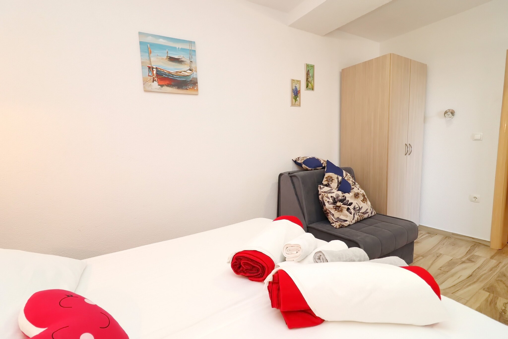 Seaside Apartments Hrkać - Comfort One Bedroom Apartment with Terrace and Sea View 1