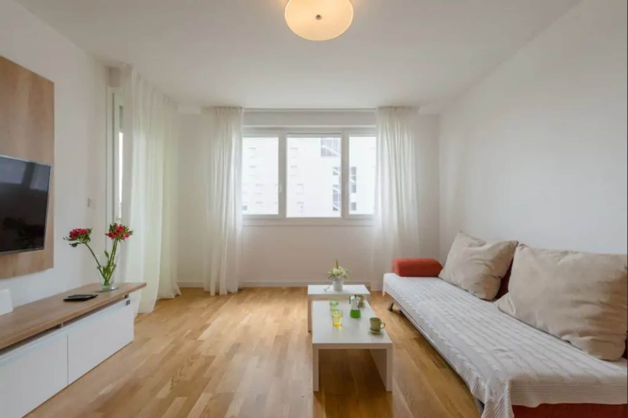 Apartment White Gardenia (ST) - One Bedroom Apartment with Balcony
