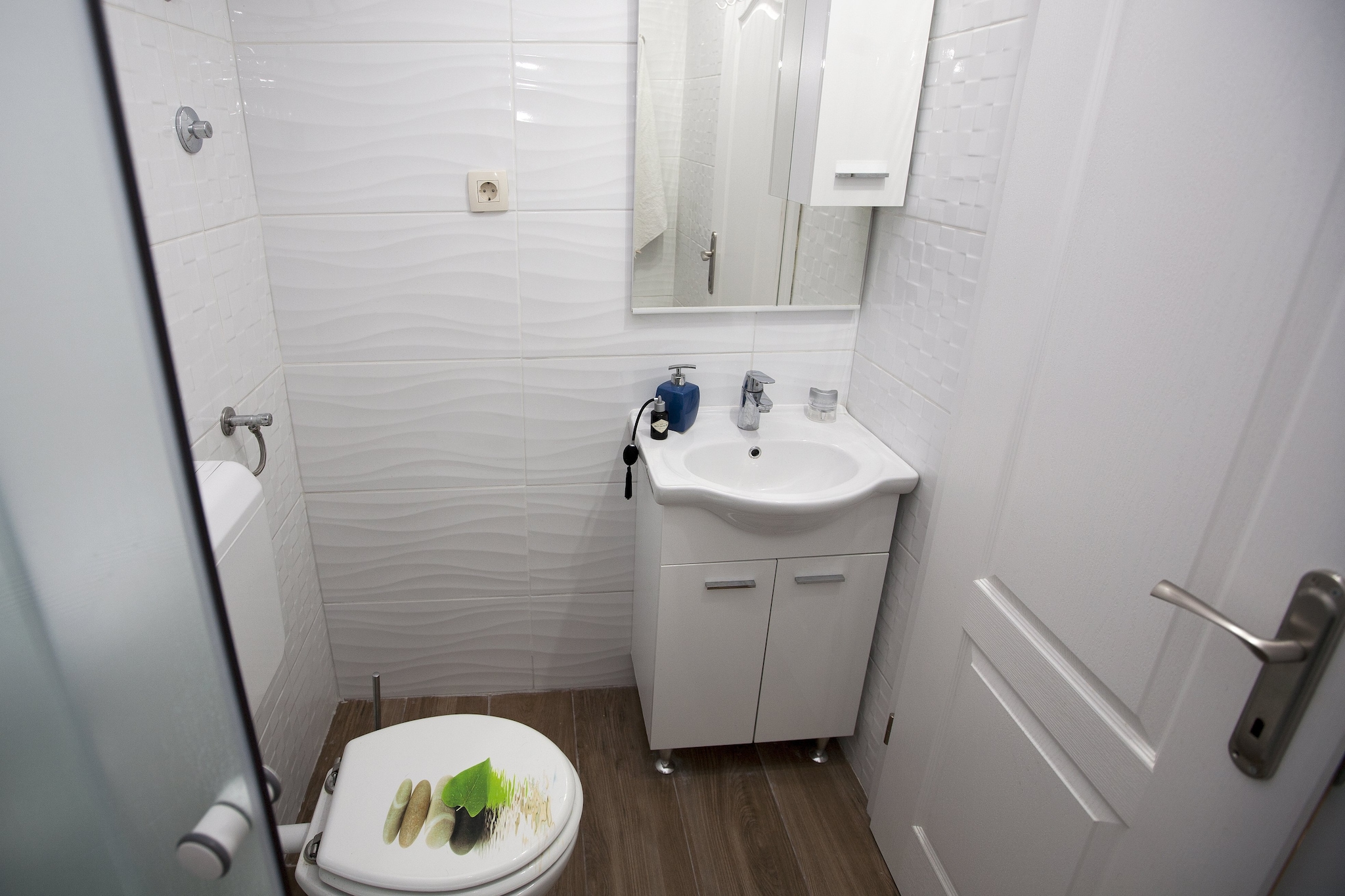 Zen Apartment - One Bedroom Apartment-Badkamer