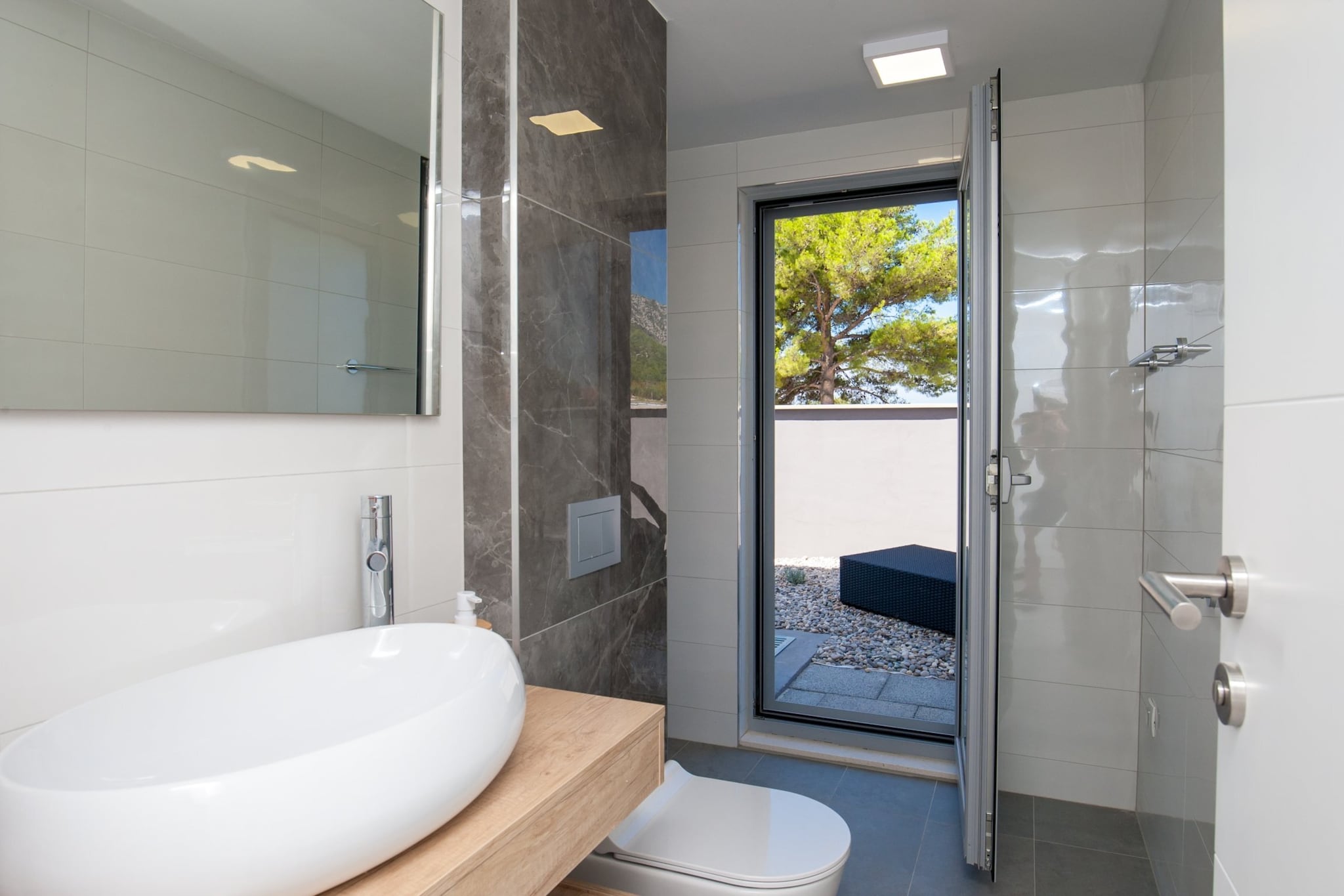 Apartments Dva Galeba - One Bedroom Apartment with Garden Terrace (202)