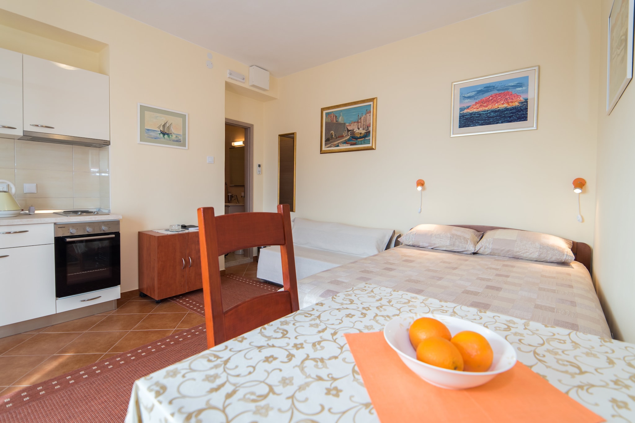 Apartment Pulastar offers self-catering accommodation located in a quiet area just 15 minutes walk from Dubrovnik Old Town.
Baggage drop-off possible both before check in and after check out.
This lovely studio with terrace is perfectly fit for up to two people. It features free WiFi, air-conditioning and LCD Smart TV as well as equipped kitchen (stove, oven, refrigerator/freezer,espresso coffee machine, electric kettle, toaster), dining table and private bathroom with shower and hair dryer.
Safety deposit box is provided.
Apartment Pulastar is located in a area where everything zou may need is very close. Guests can reach Old Town in less then 3 minutes drive or 15 minutes walk. Grocery store, bus station, restaurants, bars and cafes can be found in less then 100 meters range, as well as bakeries and ATM's. Nearest beach ''Bellevue'' is a few minutes walk from the apartment.
Dubrovnik Bus Station and Ferry Port, connecting the mainland with various Dalmatian islands, are 2.4 km from the apartment, while Dubrovnik Airport is 21 km away.