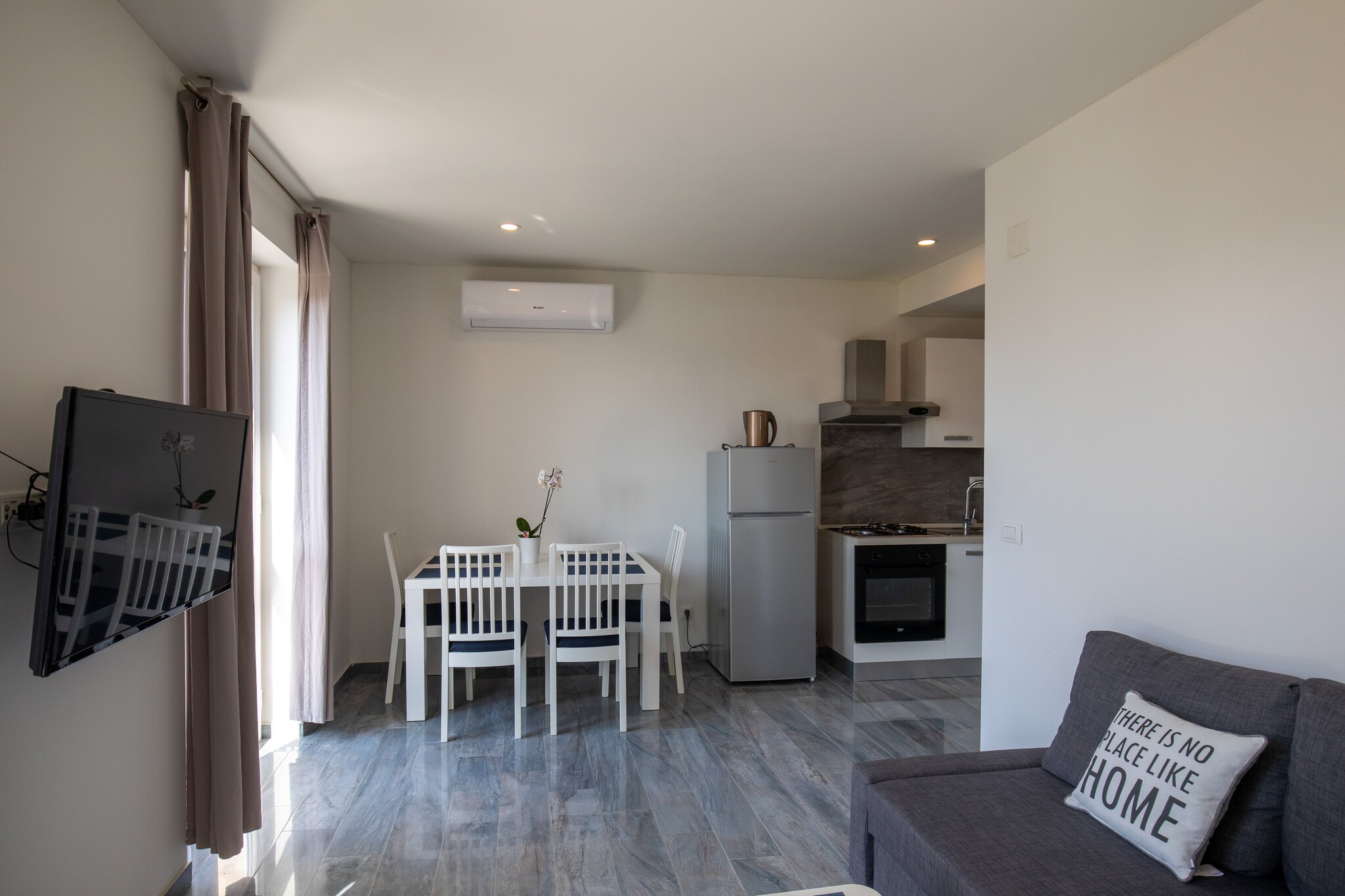 BegoviÄ‡ Guest House - One-Bedroom Apartment (LILLY)