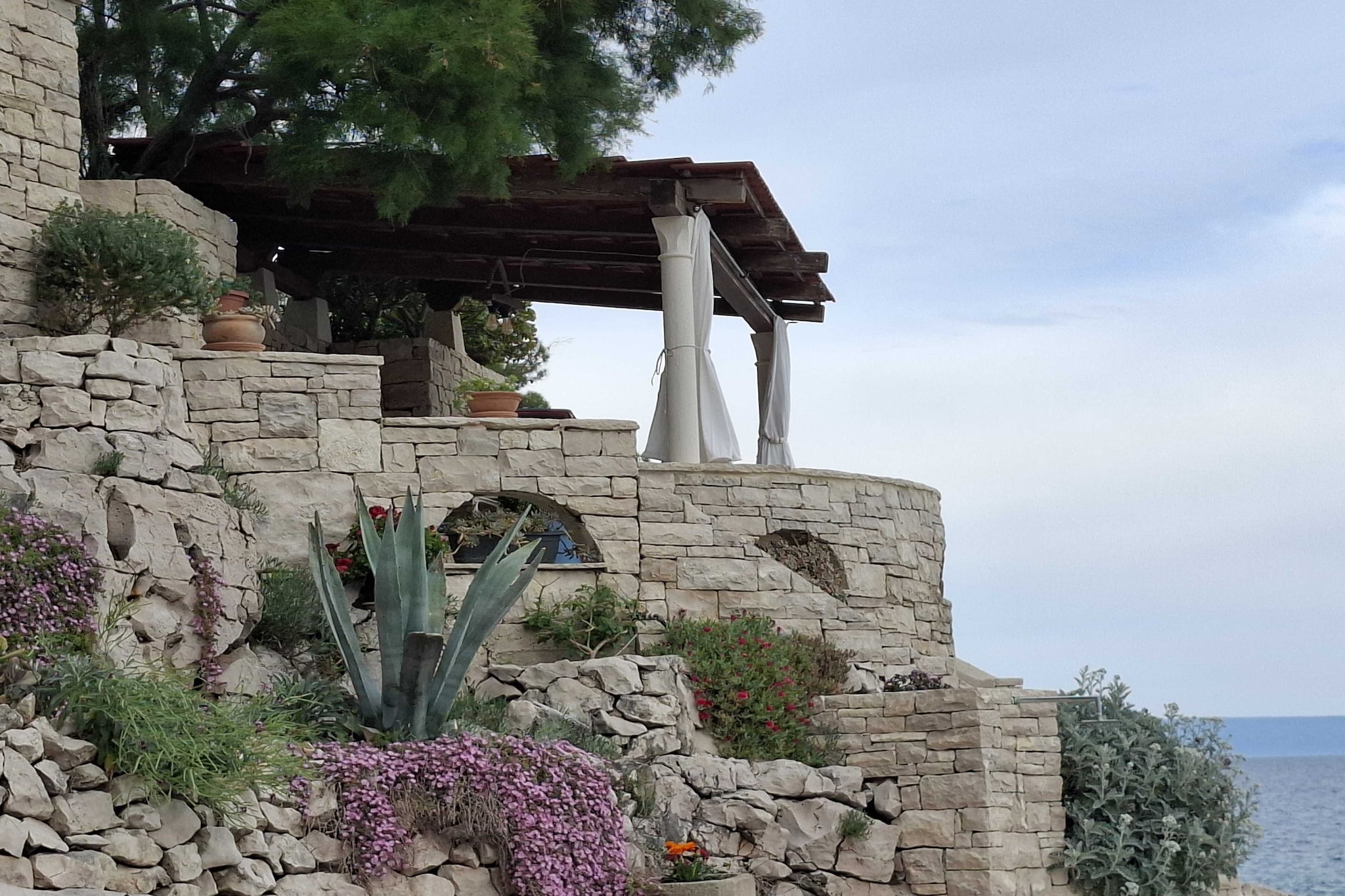 Holiday Home Luna - Two Bedroom Holiday Home with Sea View - Terrasse