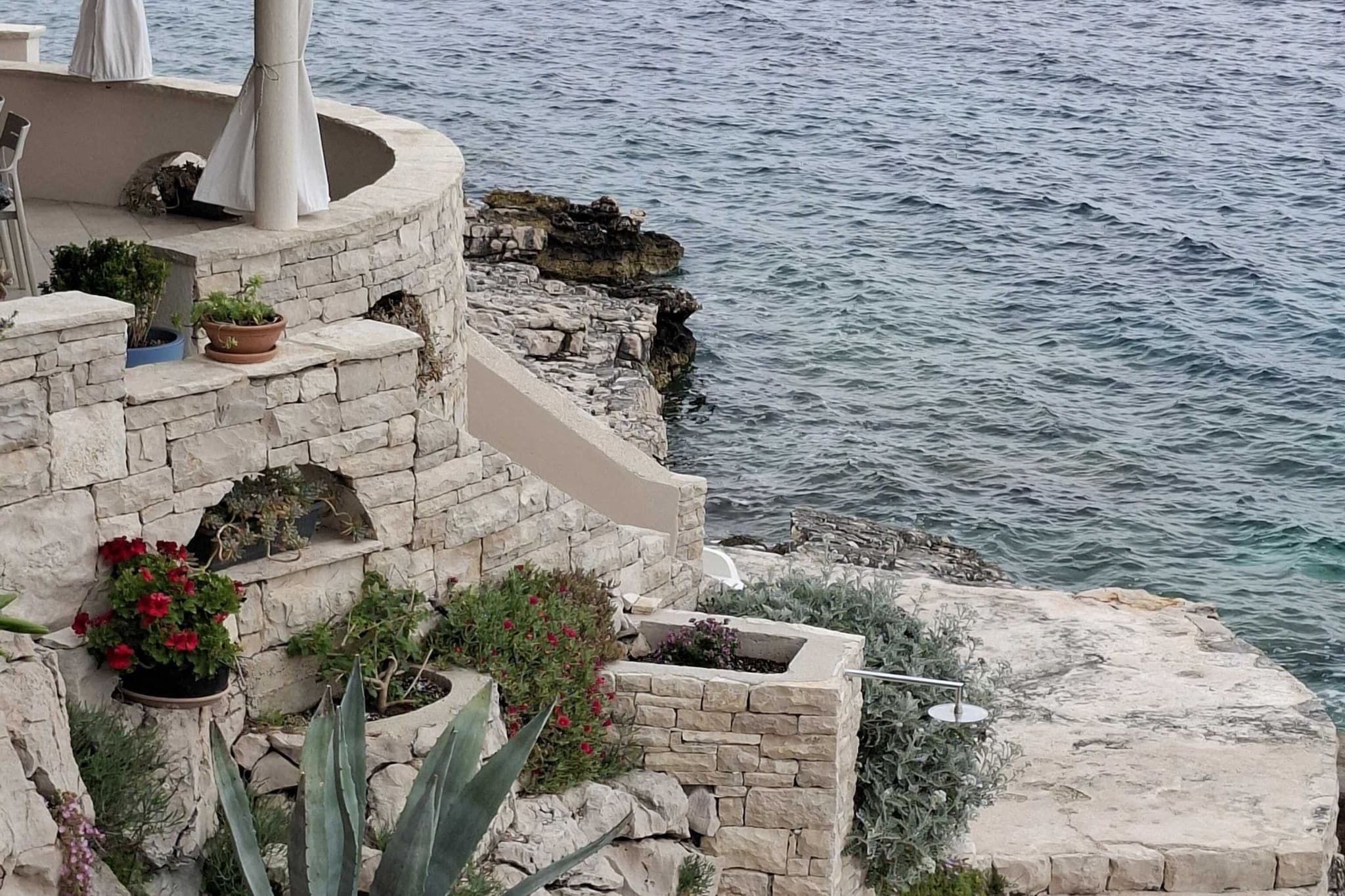 Holiday Home Luna - Two Bedroom Holiday Home with Sea View - Vue