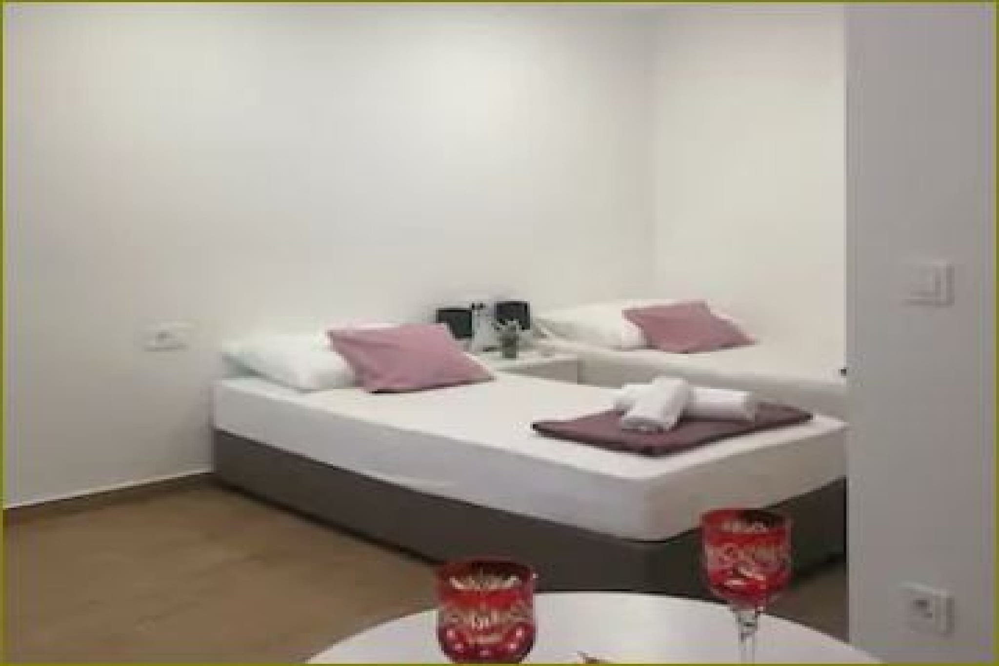 Apartments Dub - Studio Apartment with Shared Terrace (no.2)-Slaapkamer