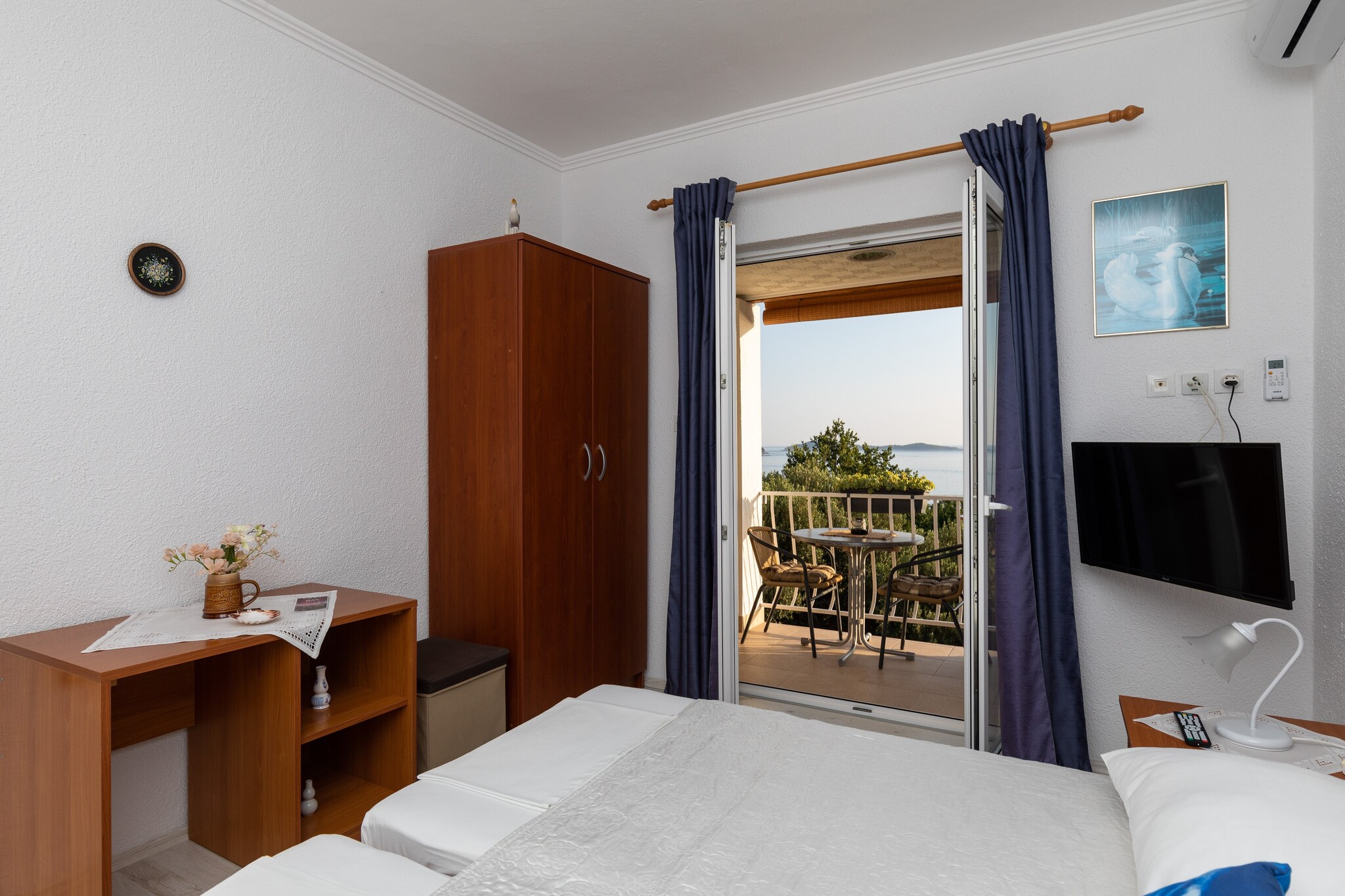 Apartments Belenum - One-Bedroom Apartment with Balcony and Sea View (no.3)