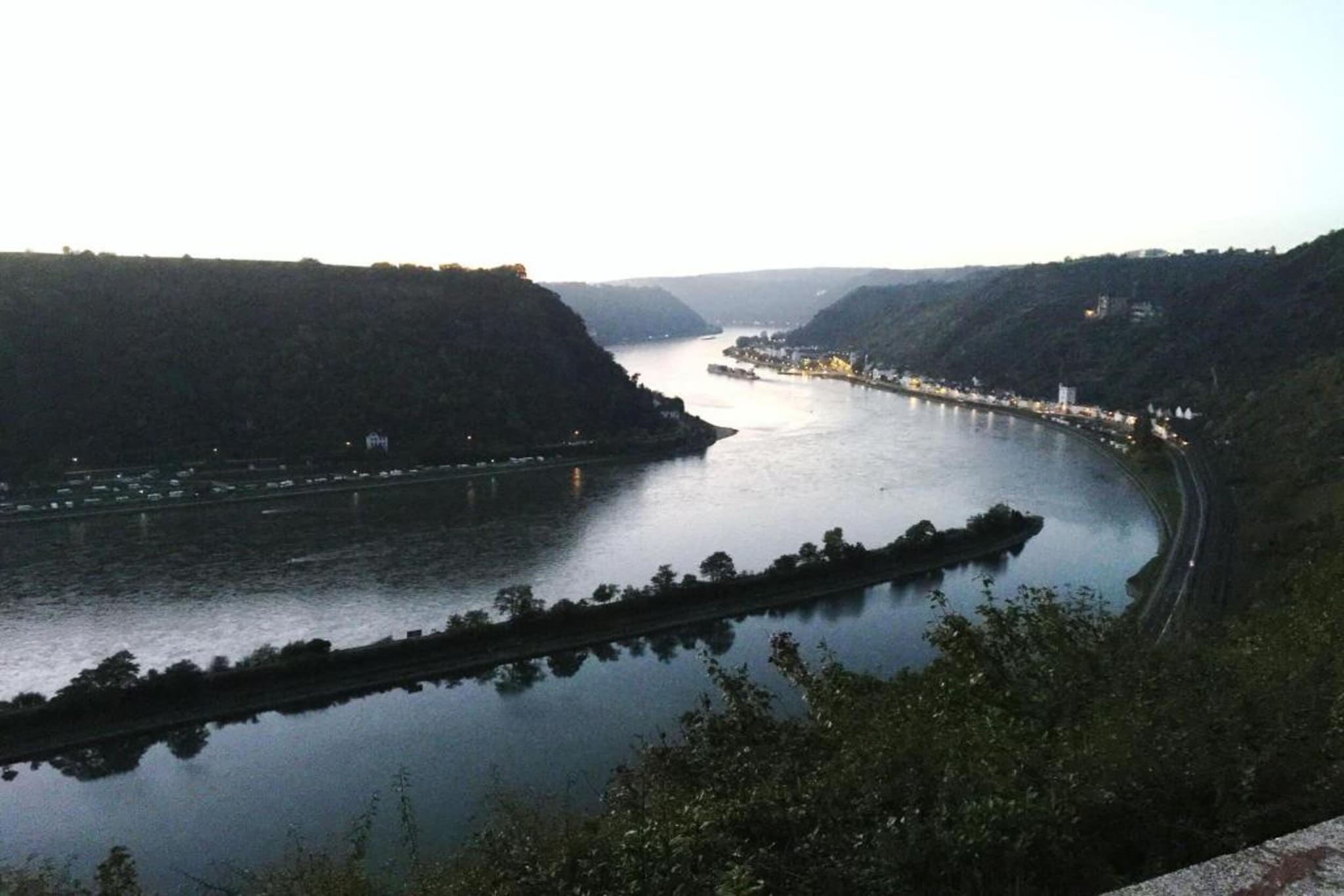 Ferienhaus und Bar St Goarshausen in der Loreley-Zones d'été à 5 km
