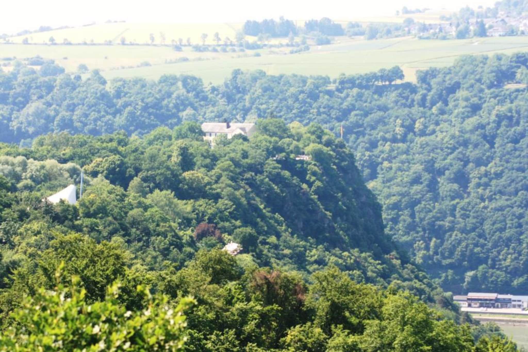 Ferienhaus und Bar St Goarshausen in der Loreley-Zones d'été à 5 km