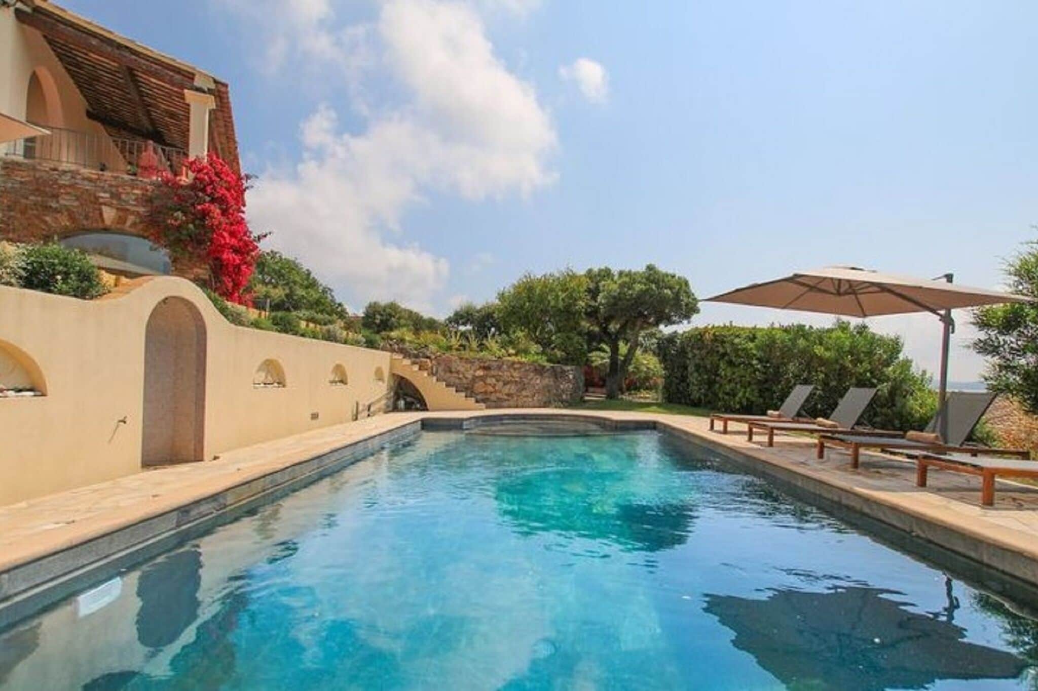 Majestic holiday home in Grimaud with private pool