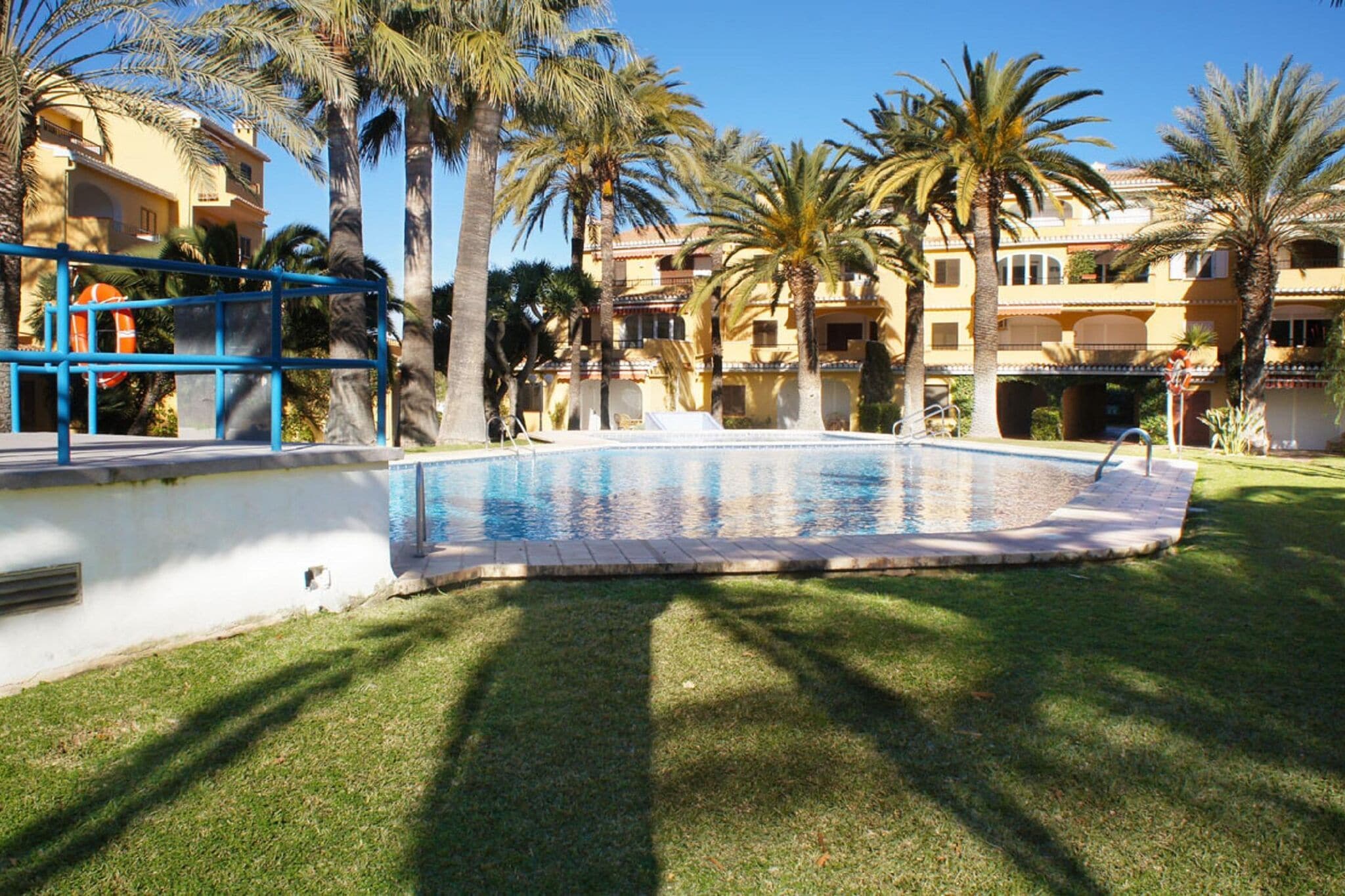 Mooi appartement in Dénia met gedeeld zwembad