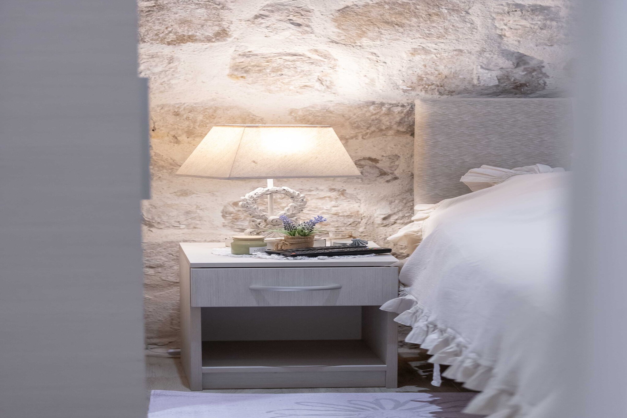 L & L Old Town Apartments - One bedroom Apartment (Lavander)-Slaapkamer