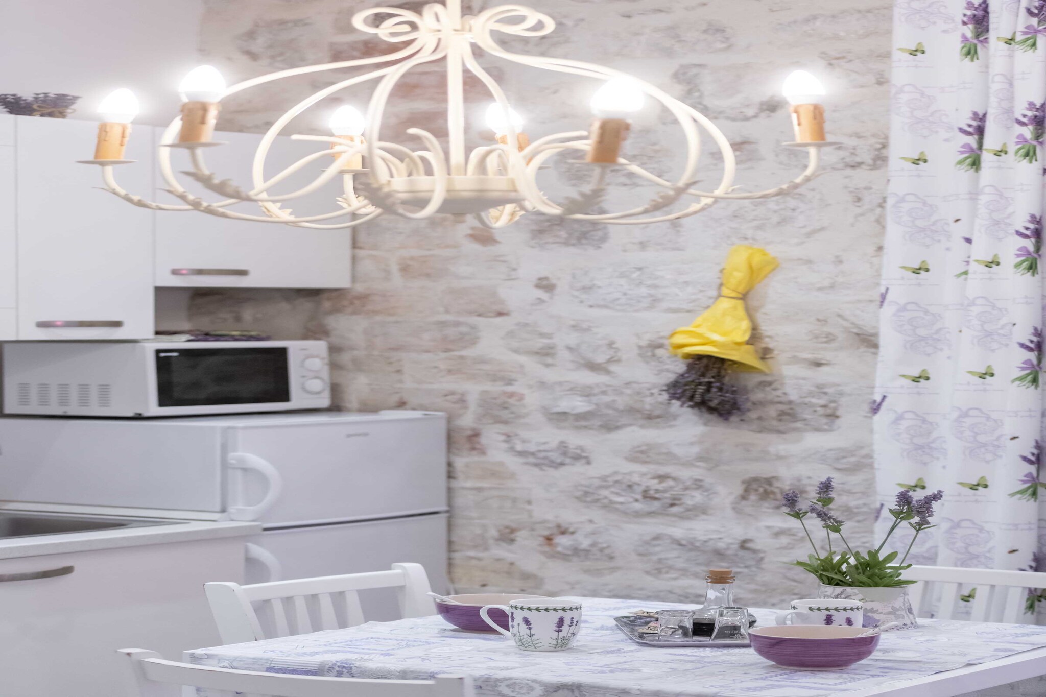 L & L Old Town Apartments - One bedroom Apartment (Lavander)-Keuken