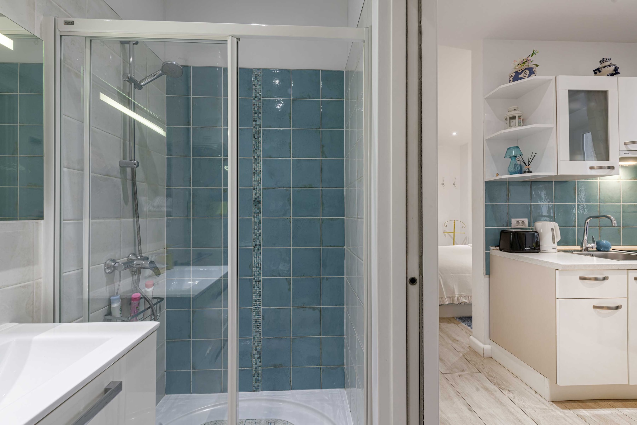 L & L Old Town Apartments - Studio Apartment ( Lacroma)-Badkamer