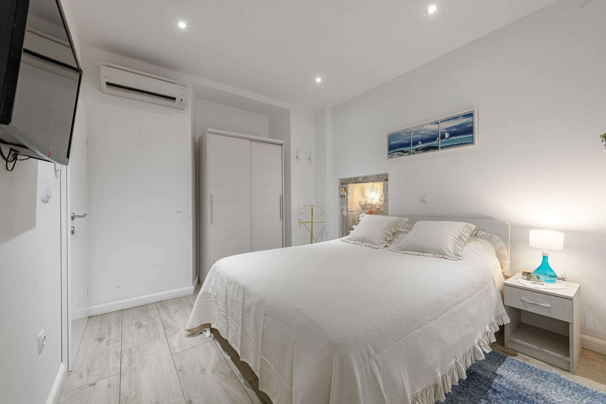 L & L Old Town Apartments - Studio Apartment ( Lacroma)-Binnen