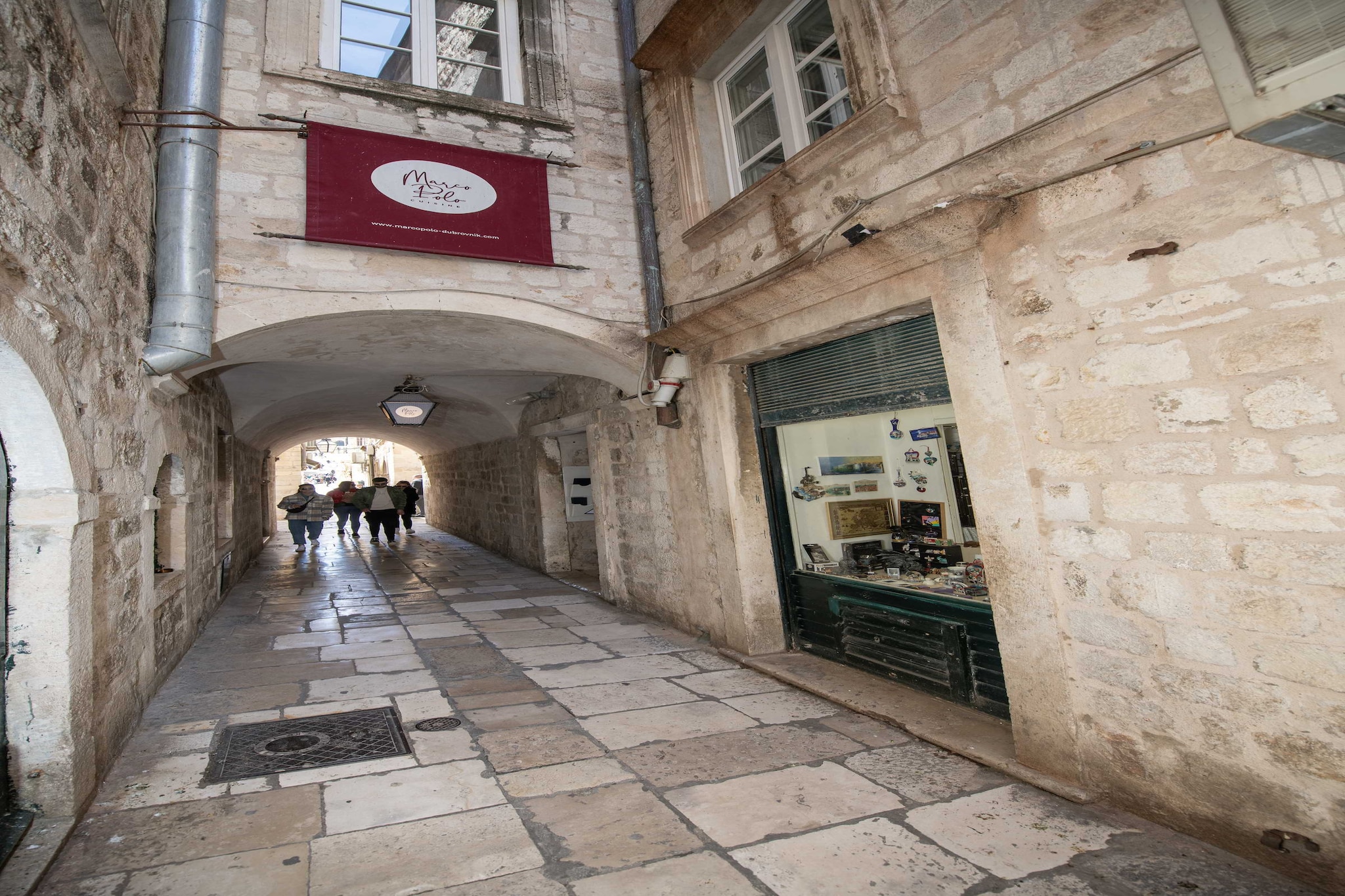 L & L Old Town Apartments - Studio Apartment ( Lacroma)-Sfeer