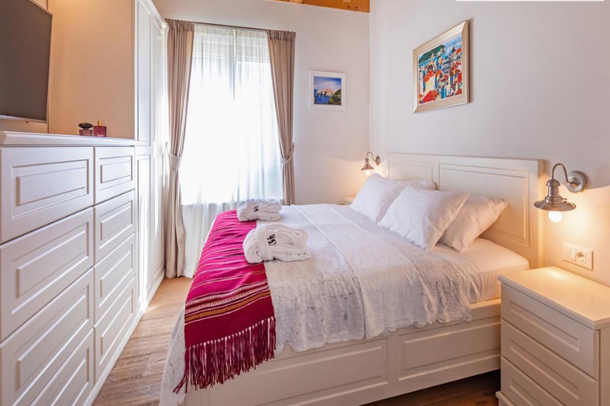 Villa Ivić-Two Bedroom Villa with Swimming Pool-Slaapkamer