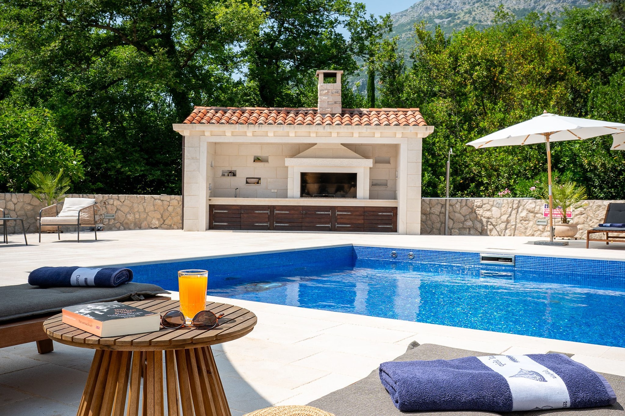 Villa Ivić-Two Bedroom Villa with Swimming Pool-Zwembad