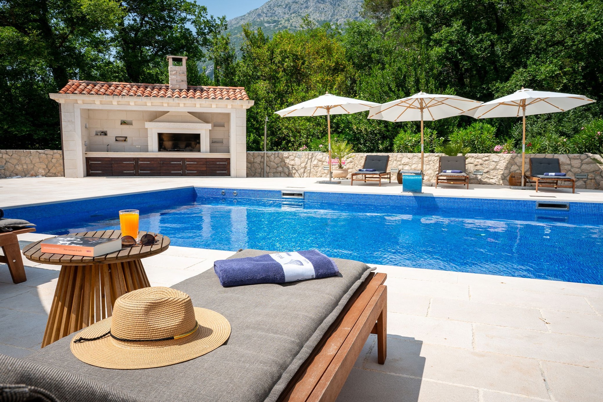 Villa Ivić-Two Bedroom Villa with Swimming Pool-Zwembad