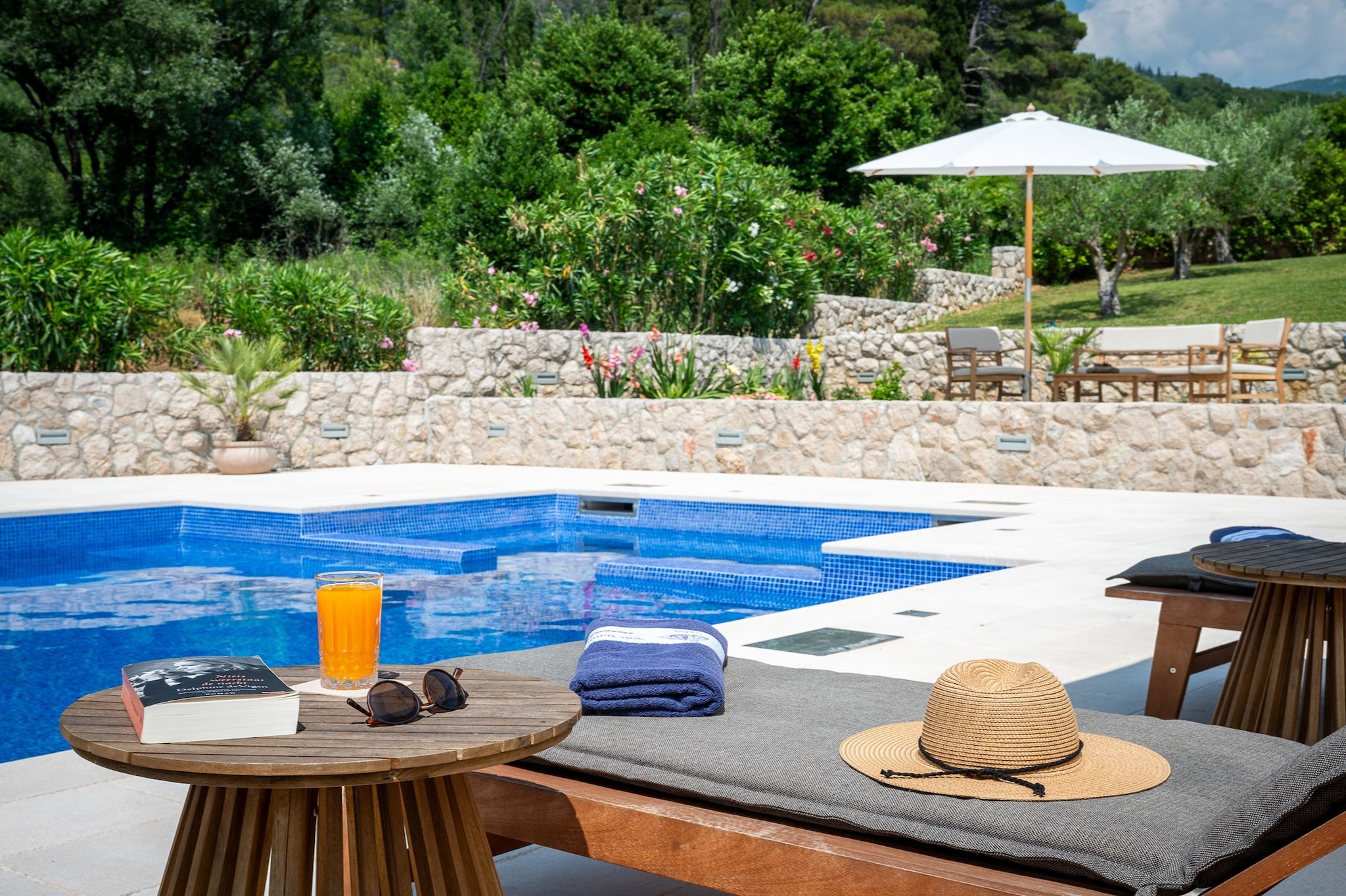 Villa Ivić-Two Bedroom Villa with Swimming Pool-Zwembad