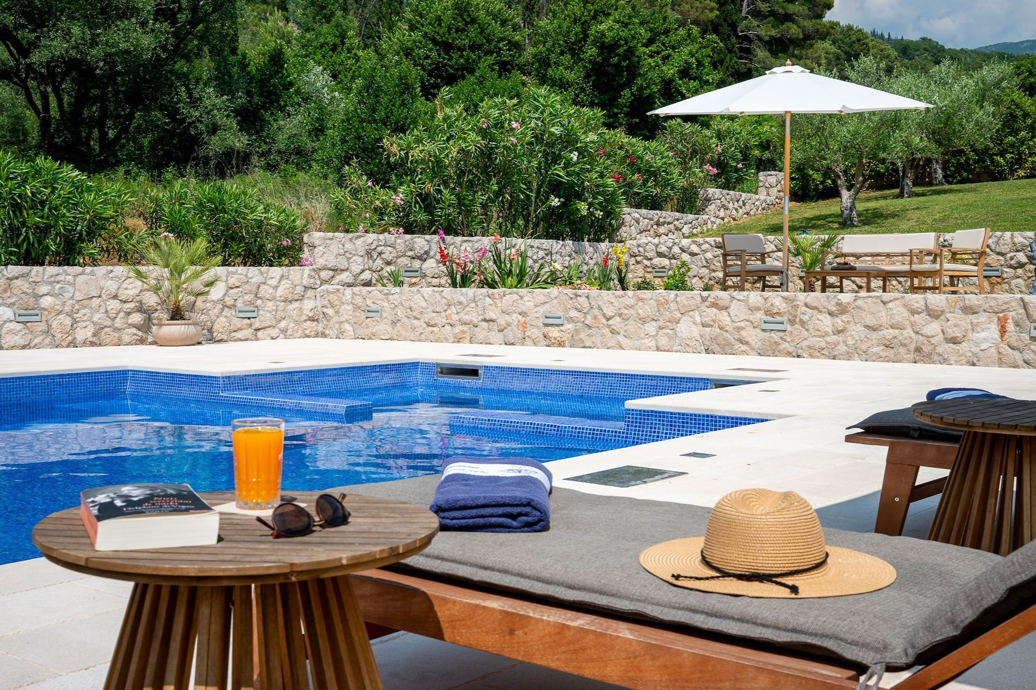 Villa Ivić-Two Bedroom Villa with Swimming Pool-Zwembad