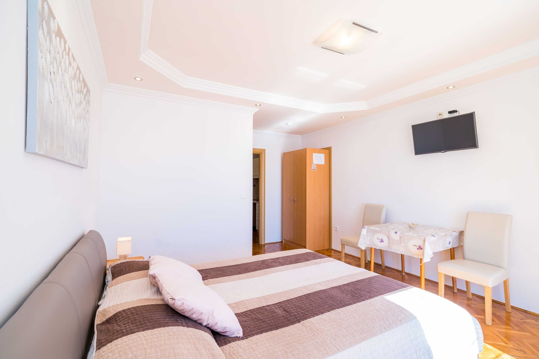 Apartments Marnic Blue Chill- Studio Apartment(S2)-Woonkamer