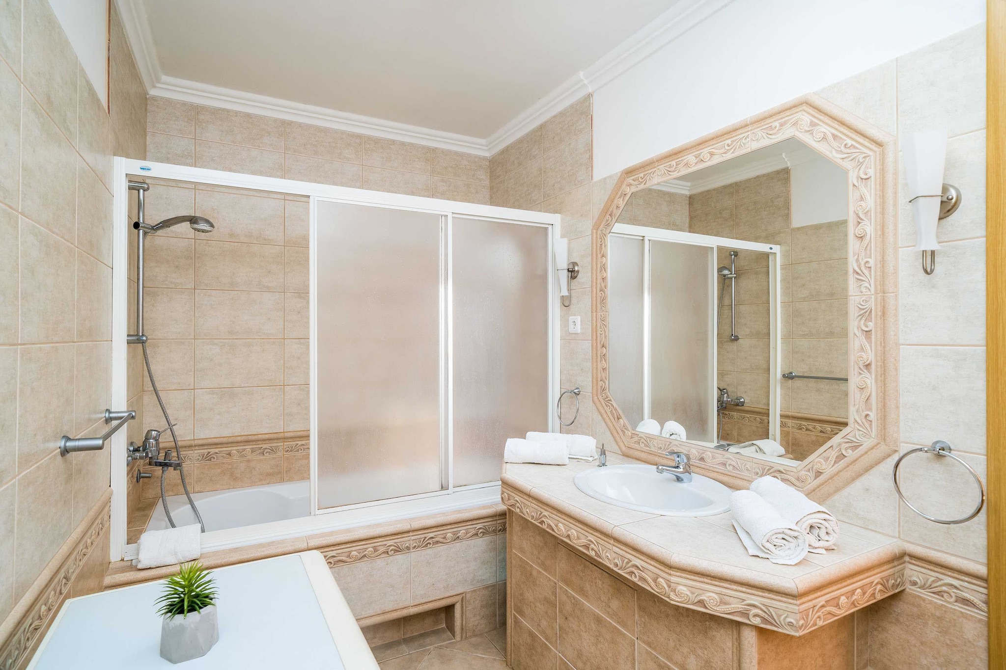 Apartments Marnic Blue Chill- Studio Apartment(S2)-Badkamer