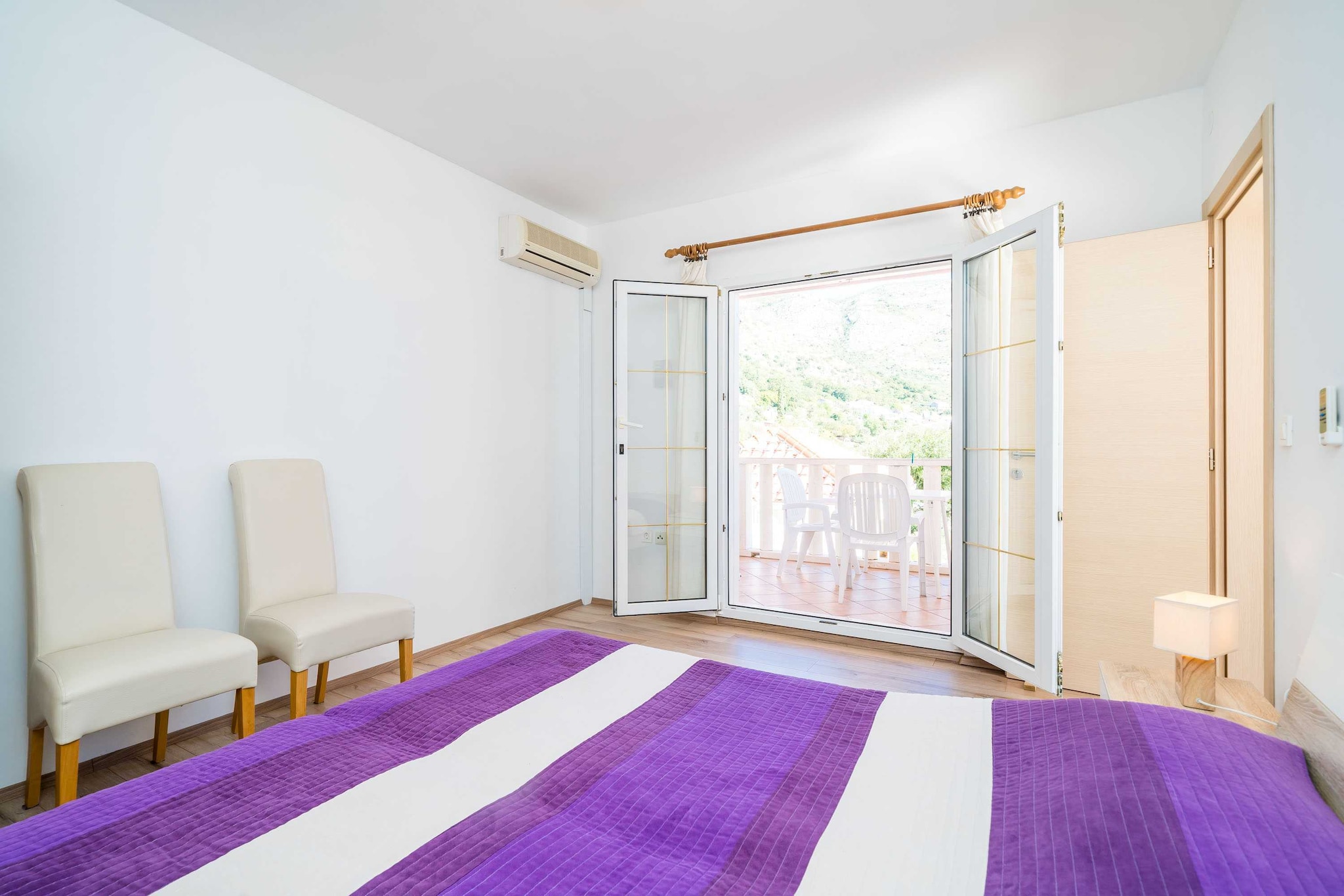 Apartments Marnic Blue Chill-Comfort One Bedroom Apartment  with Balcony and Sea View(A4)-Slaapkamer